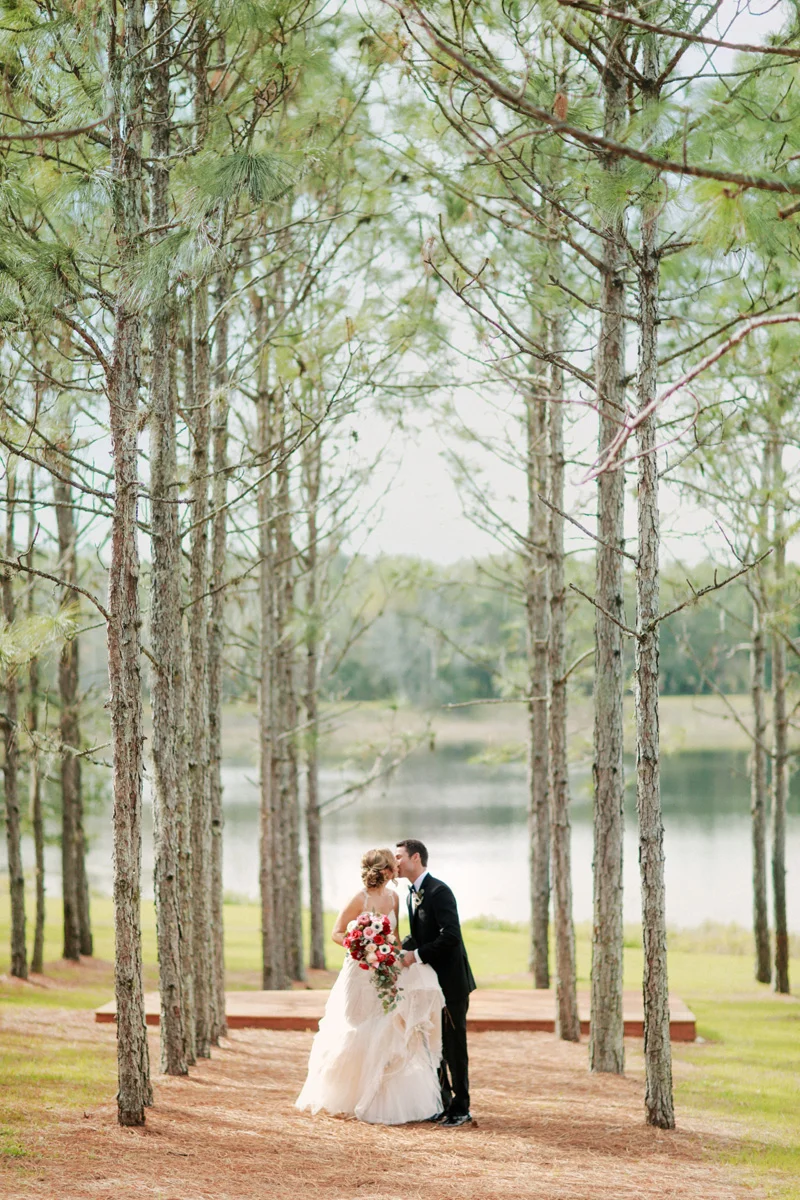 lisastonerevents.com | Skyline Ranch Weddings in Orlando Florida | Lisa Stoner Events | Wedding and Event Designer and Planner | Binary Flips Photography