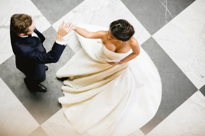 lisastonerevents.com | Oxford Exchange Weddings | Tampa Florida Wedding Planner and Designer | Lisa Stoner Events | Vanessa Velez Photography