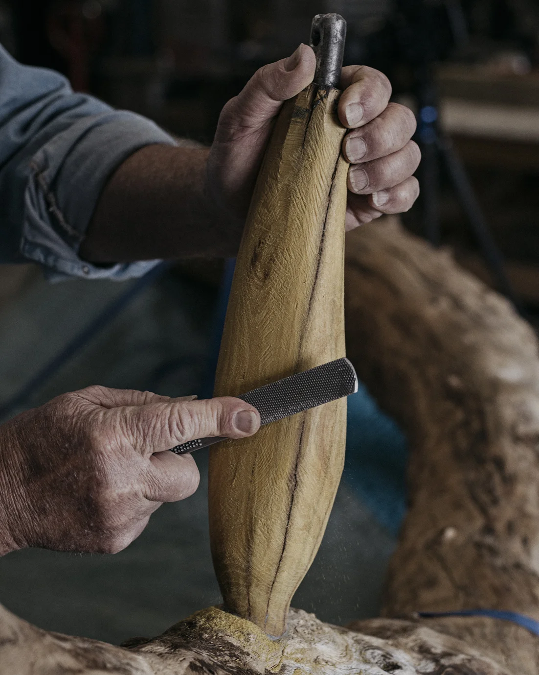 James_Surls_Artist_wood_carving.jpg