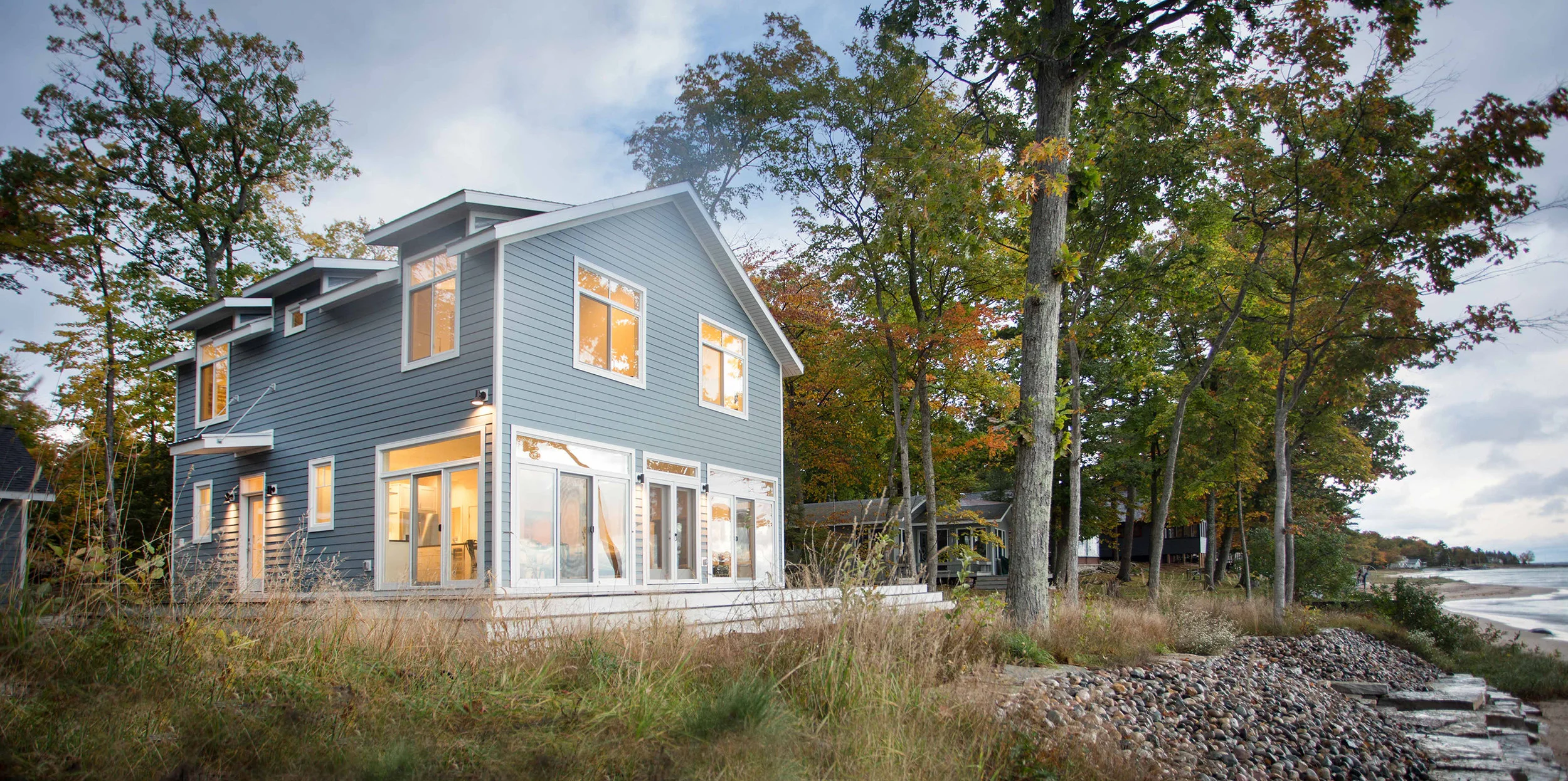 ExteriorBeautyShots-HomePage-House1.jpg