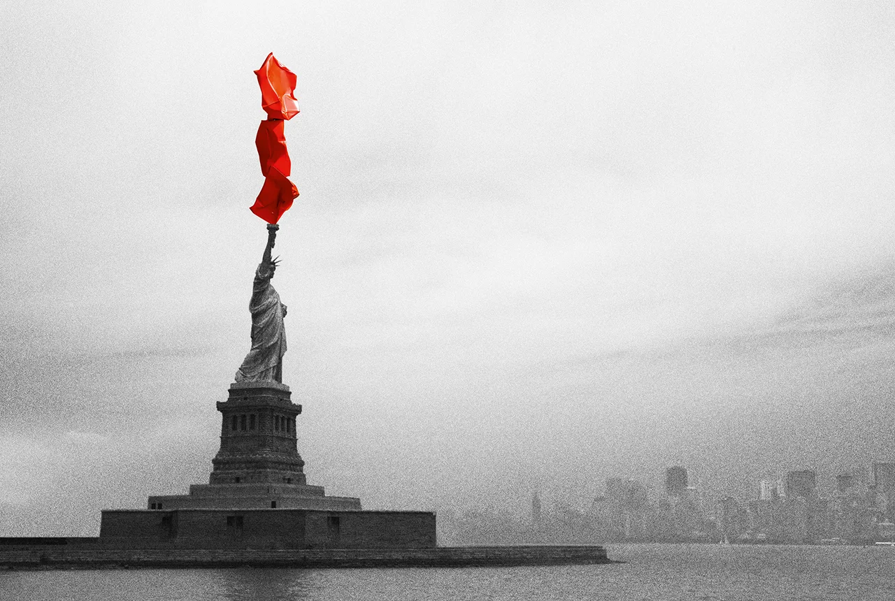 Arne Quinze created an augmented reality-based sculpture to launch the project.