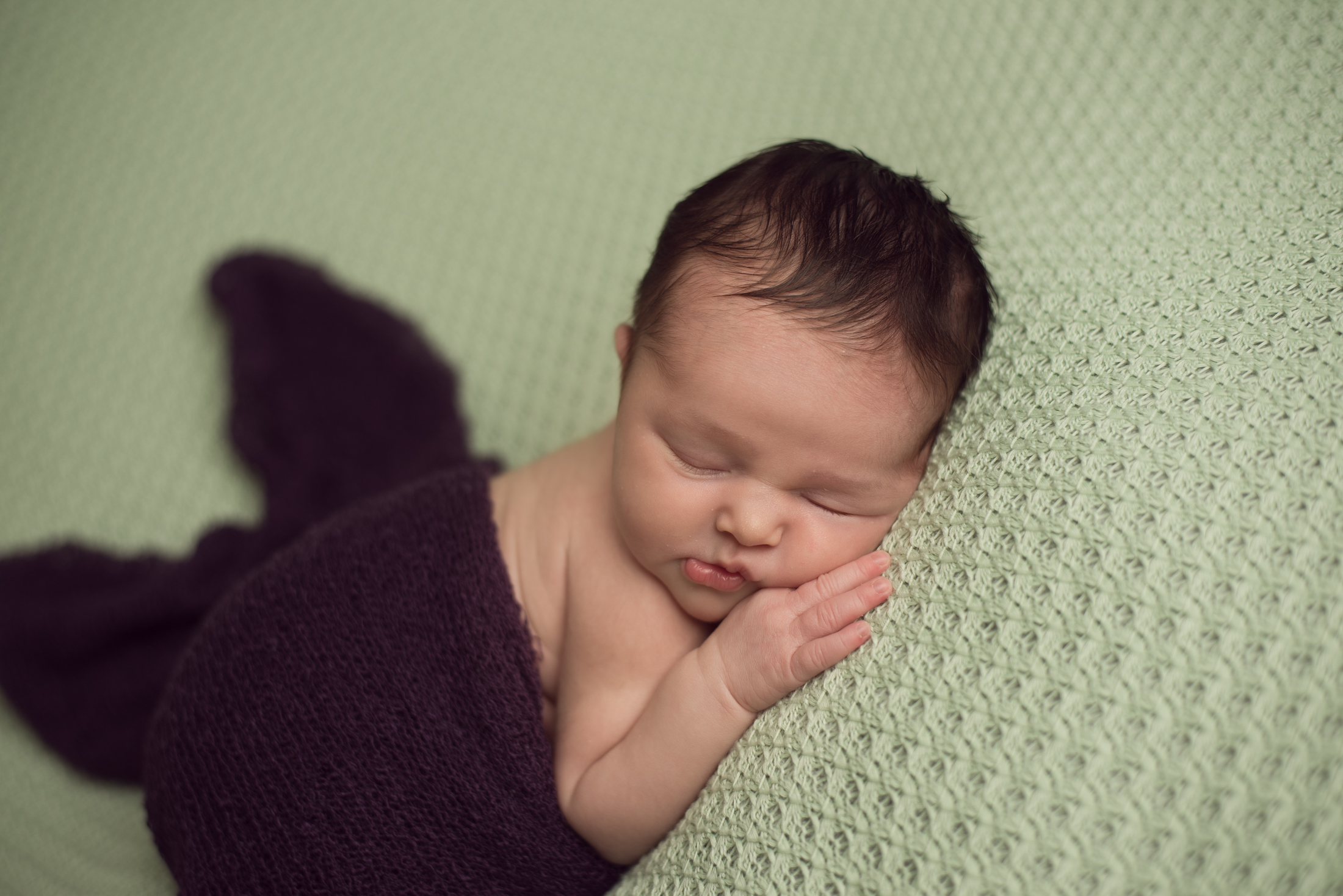 FINLEY NEWBORN-5.jpg