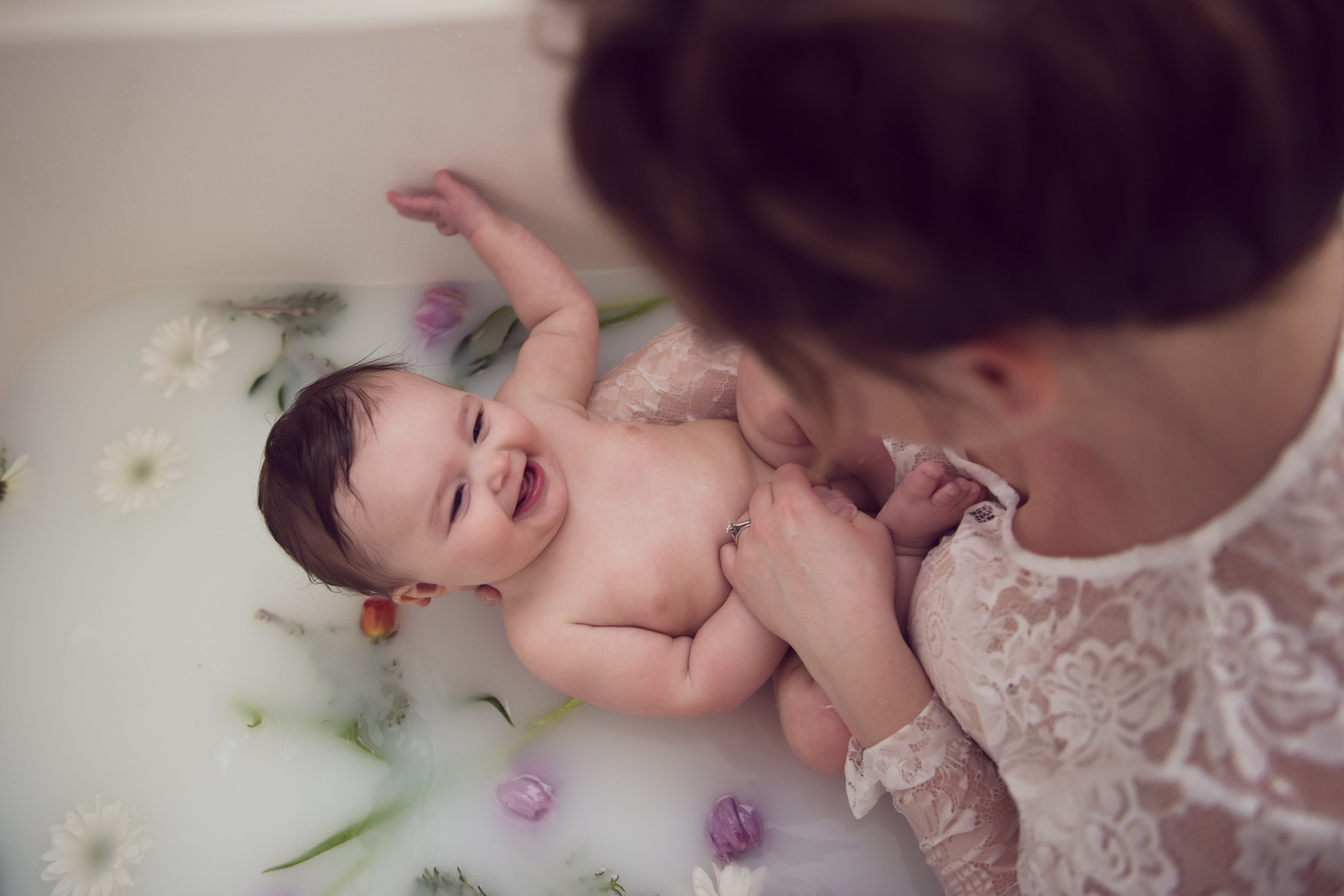 7 MONTH MILK BATH-9.jpg