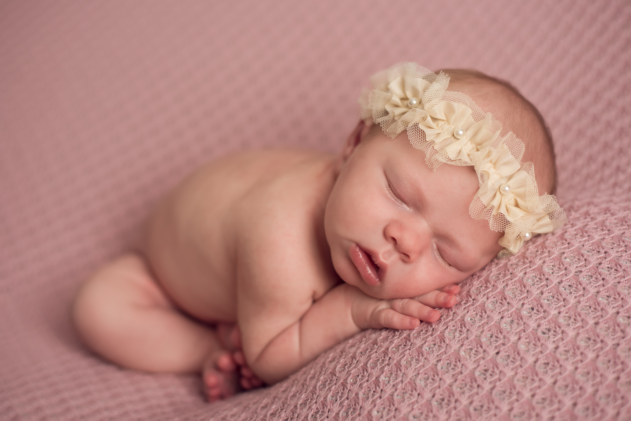 BROOKLYNN NEWBORN-5.jpg