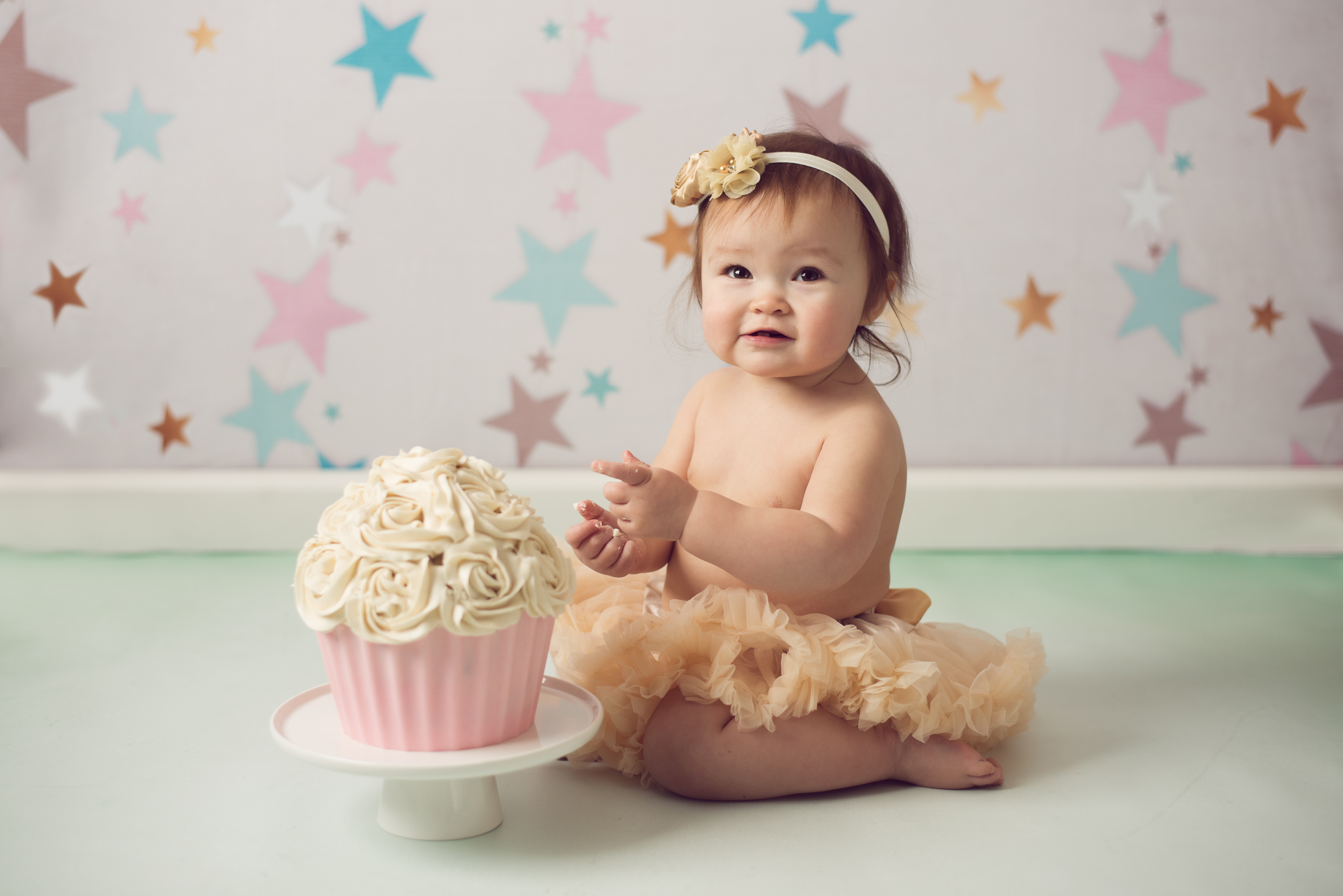 EVELYN CAKE SMASH-13.jpg