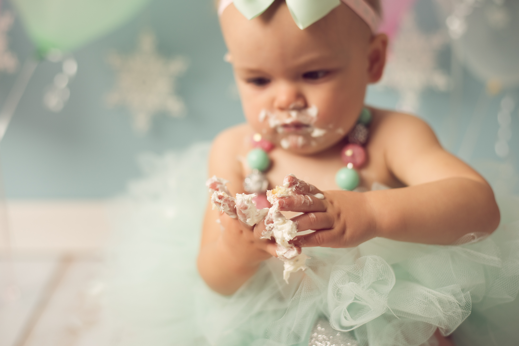 VIVIENNE CAKE SMASH-29.jpg