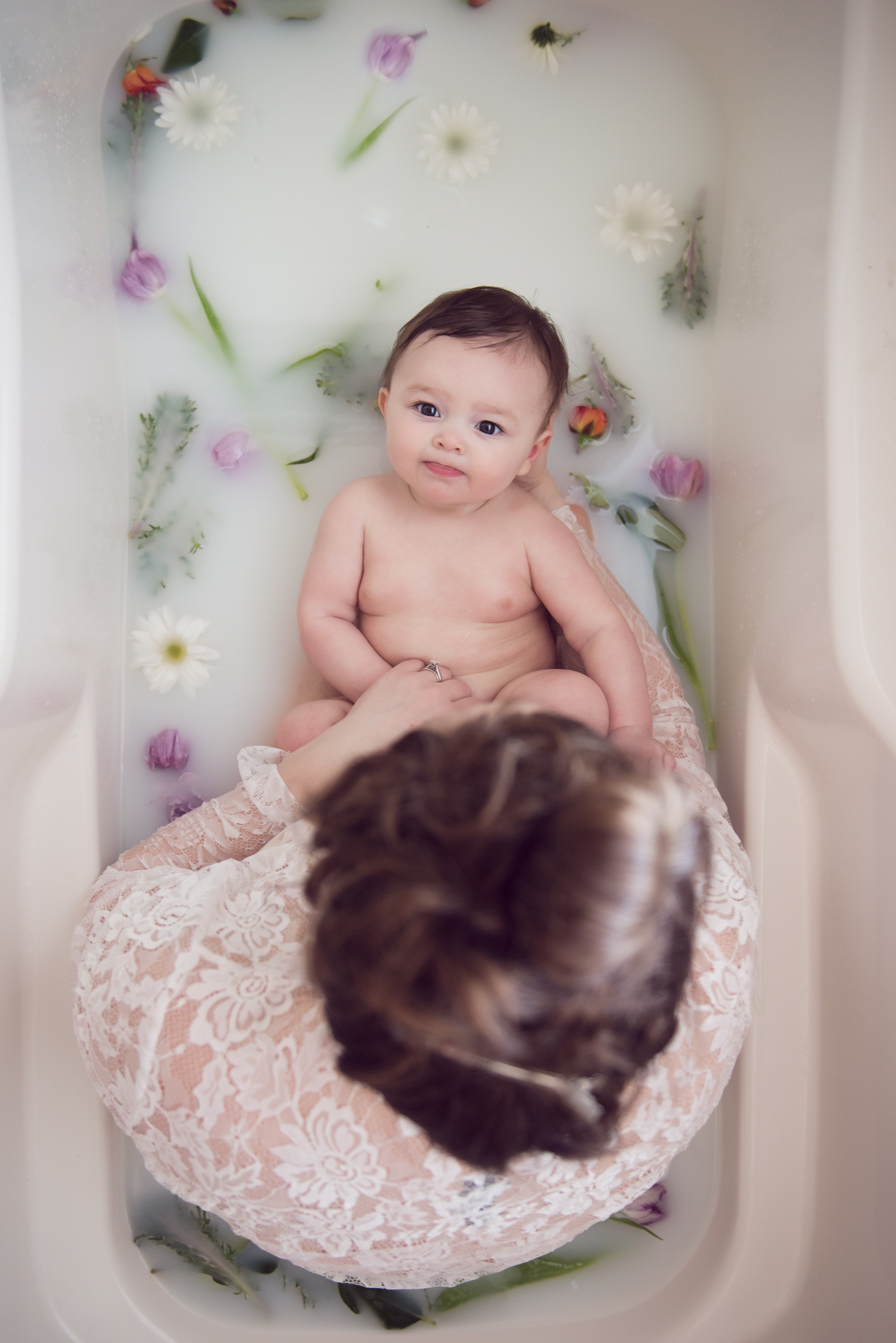 7 MONTH MILK BATH-11.jpg