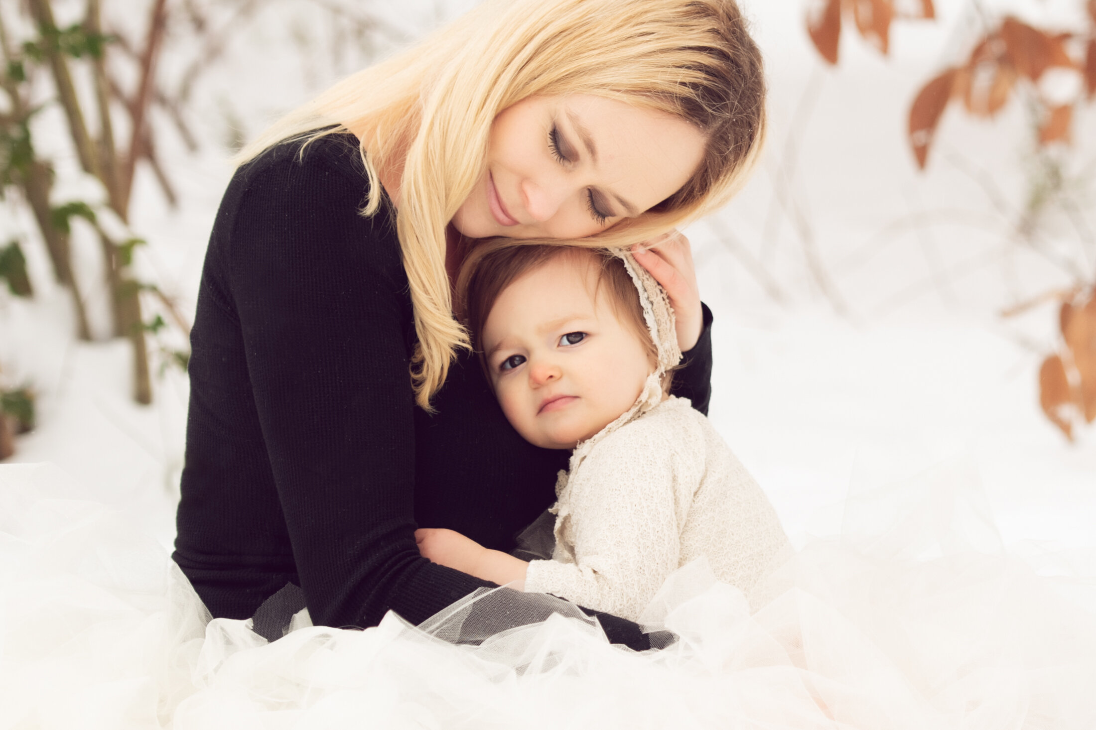 FIN AND MOMMY SNOW-1.jpg
