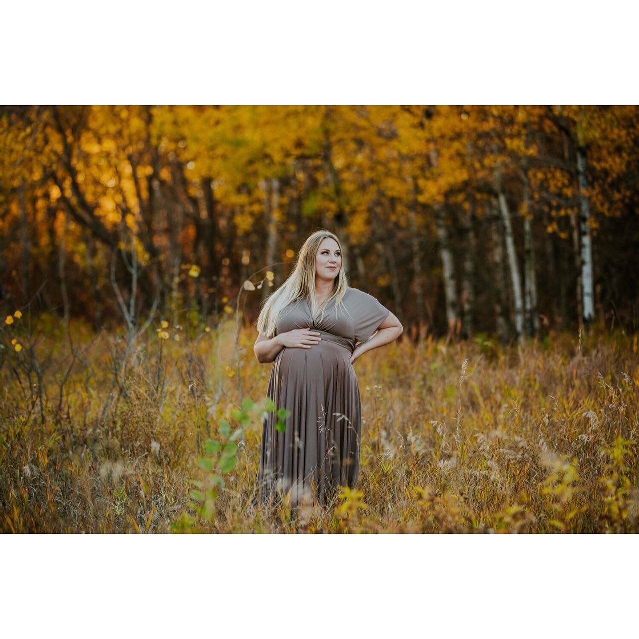 Nice weather is coming, nice weather is coming!! If we keep saying this, it will manifest and happen. NICE WEATHER, is coming!! Haha 
&bull;
#maternityphotography #maternityshoot #baby #maternity #glowing #glowingmomma #instamood