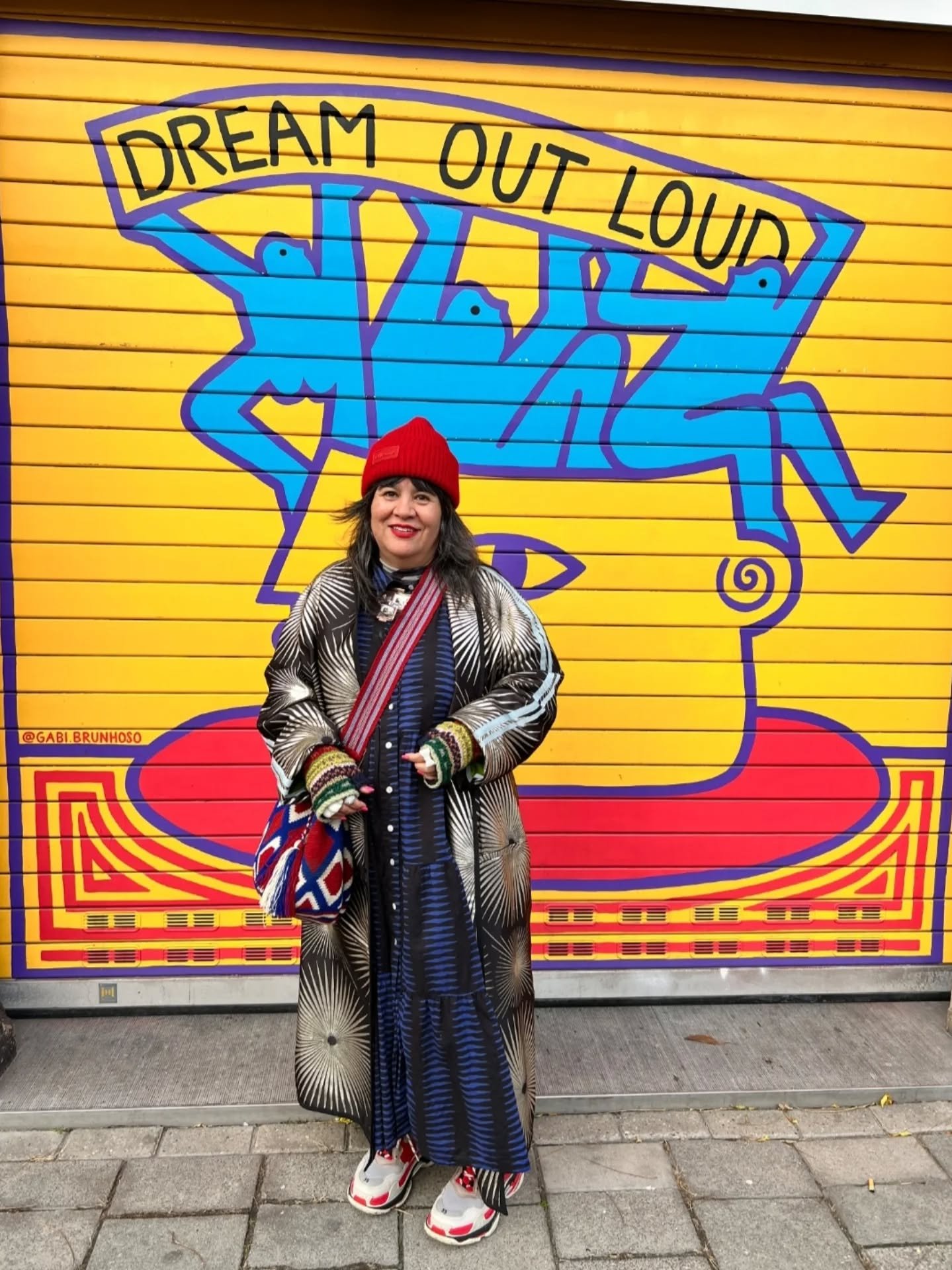 Duurzaam winkelen in ❌️❌️❌️. 4 uur rondgelopen met Reinier. 1 vintage trui gevonden voor hem. Van een merk dat ik nu zo'n 15 jaar in de gaten houd. Topkwaliteit, zeldzaam en gewild. 

Een kledingkast bouw je op. Daar doe je jaren en jaren over. Veel 