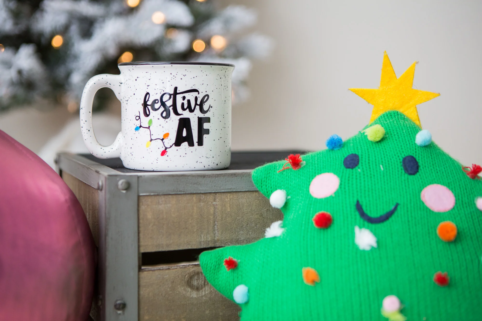 Festive Mugs Shirts WEB SIZED-1011.jpg