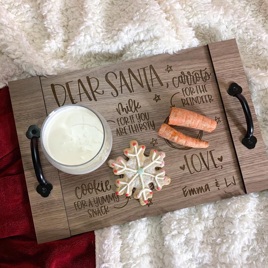 How adorable are these personalized Santa trays? 😍
They are the perfect for Christmas Eve to leave your milk and cookies for Santa and carrots for the reindeer 🎅

https://www.thecozeeshack.com/shop/3e45v7012skg90ozo5gcnzjva86qpa