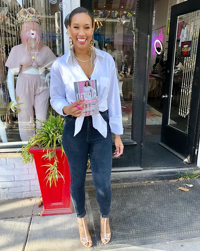 Book signing @shop_kays! 5419 Magazine street until 7pm! This is why I let @kcharbonnet dress me- this outfit is all from her store and so cuteee #shopsignsip