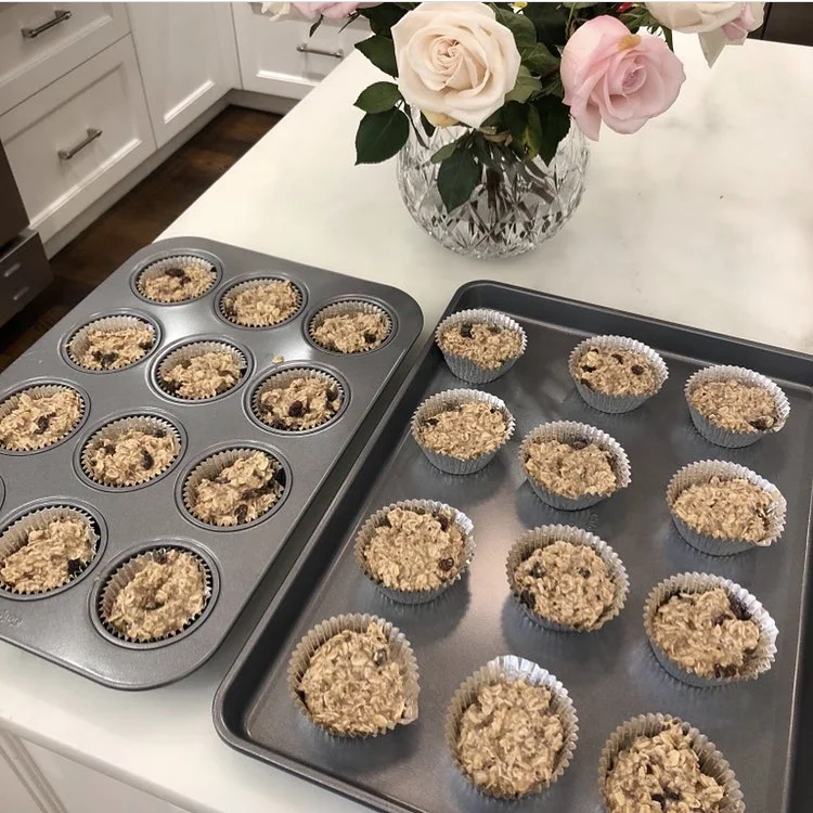 Banana raisin oatmeal muffins
