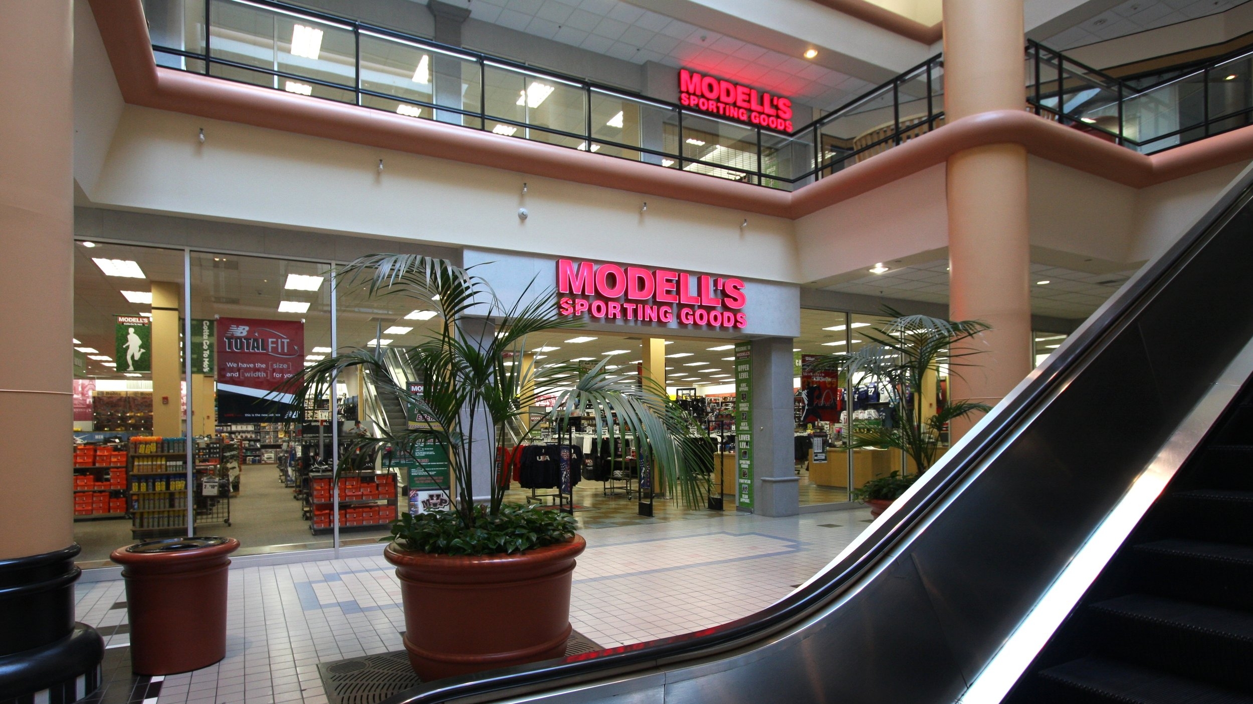 DeMartino Modells 034.jpg