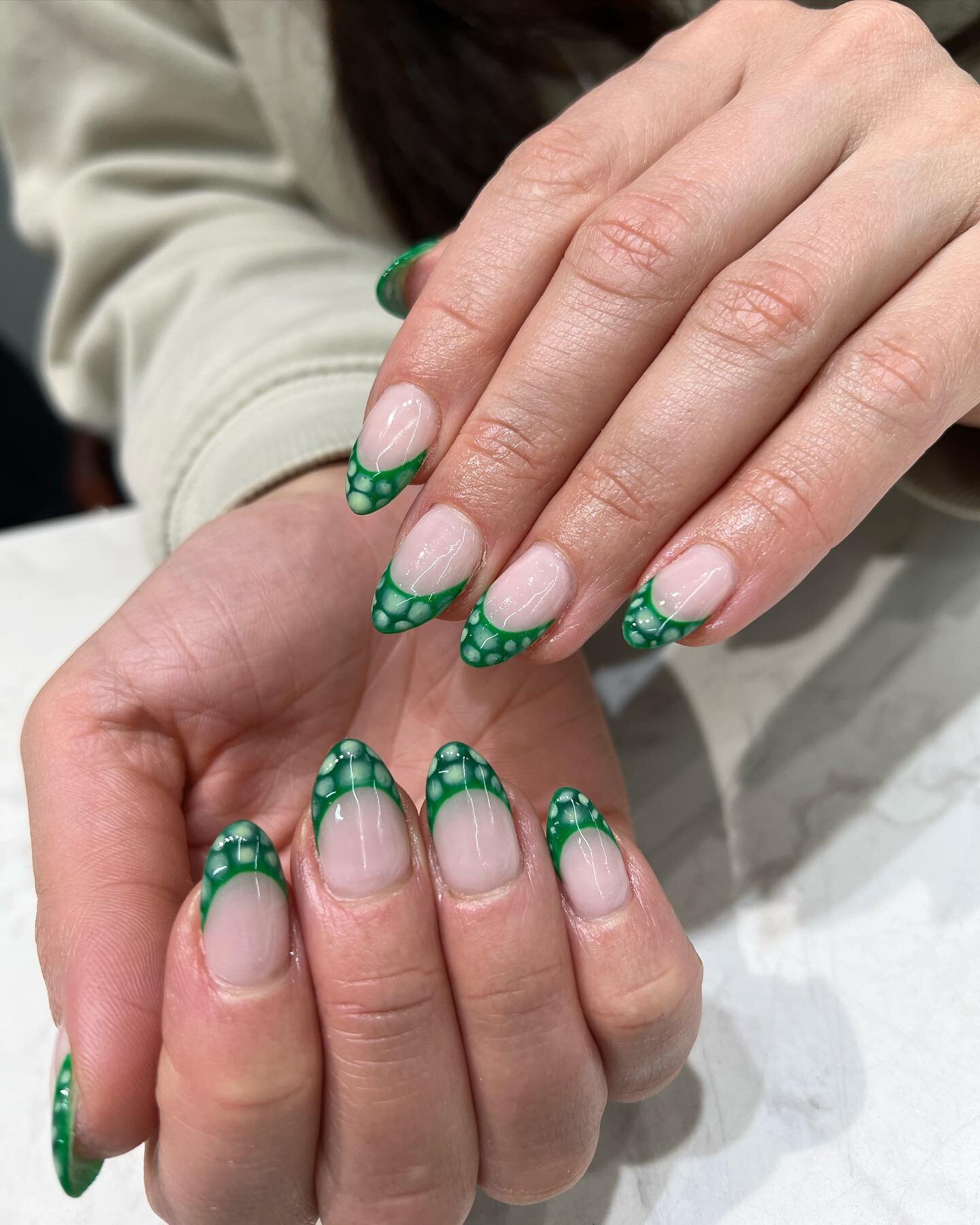 LEVEL OF COMPLEXITY: MEDIUM 10 NAILS. 🐢🍀 Turtle shell nails!