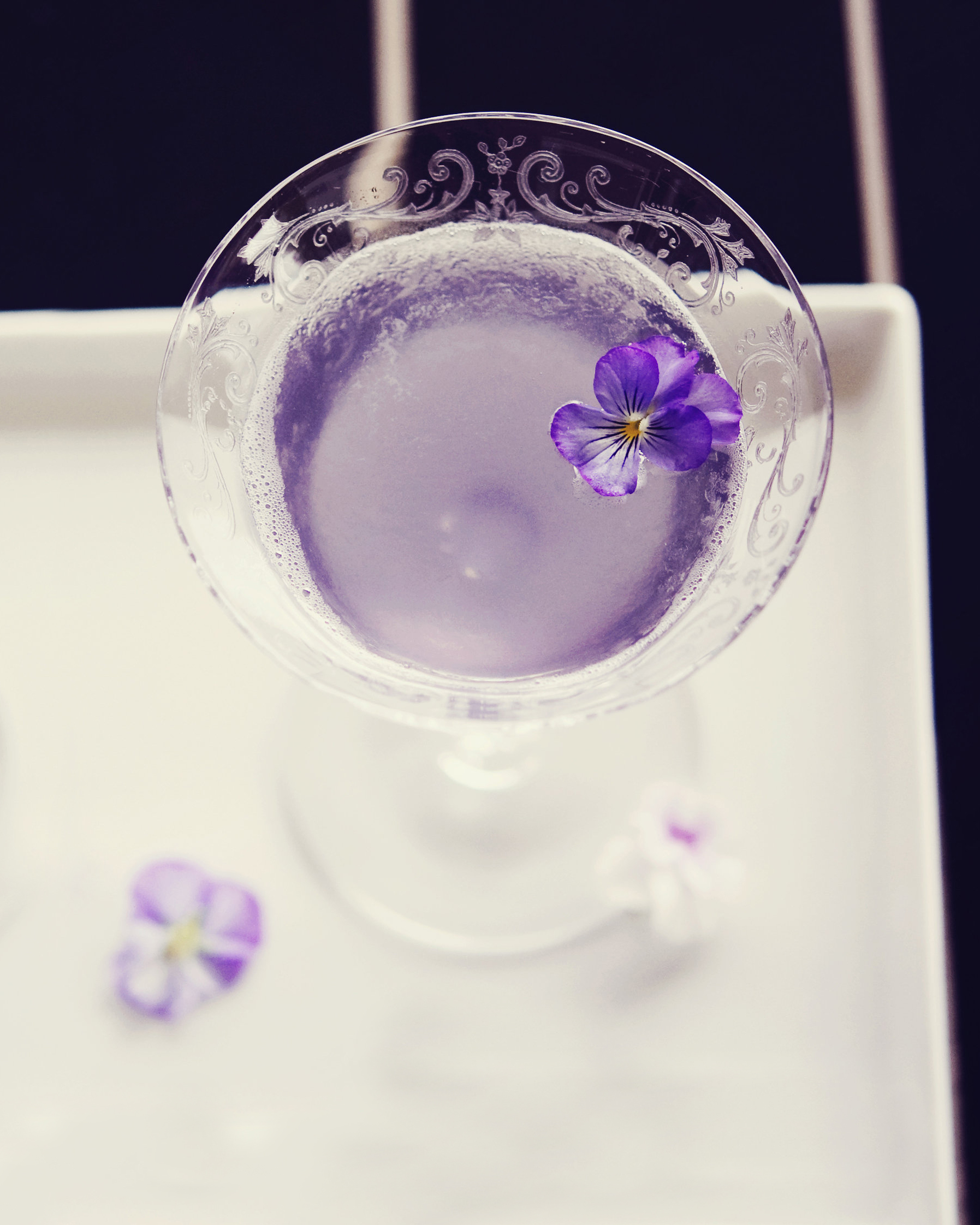VIOLETTE FEMME fresh pressed lemon, simple syrup, violette liqueur, vodka