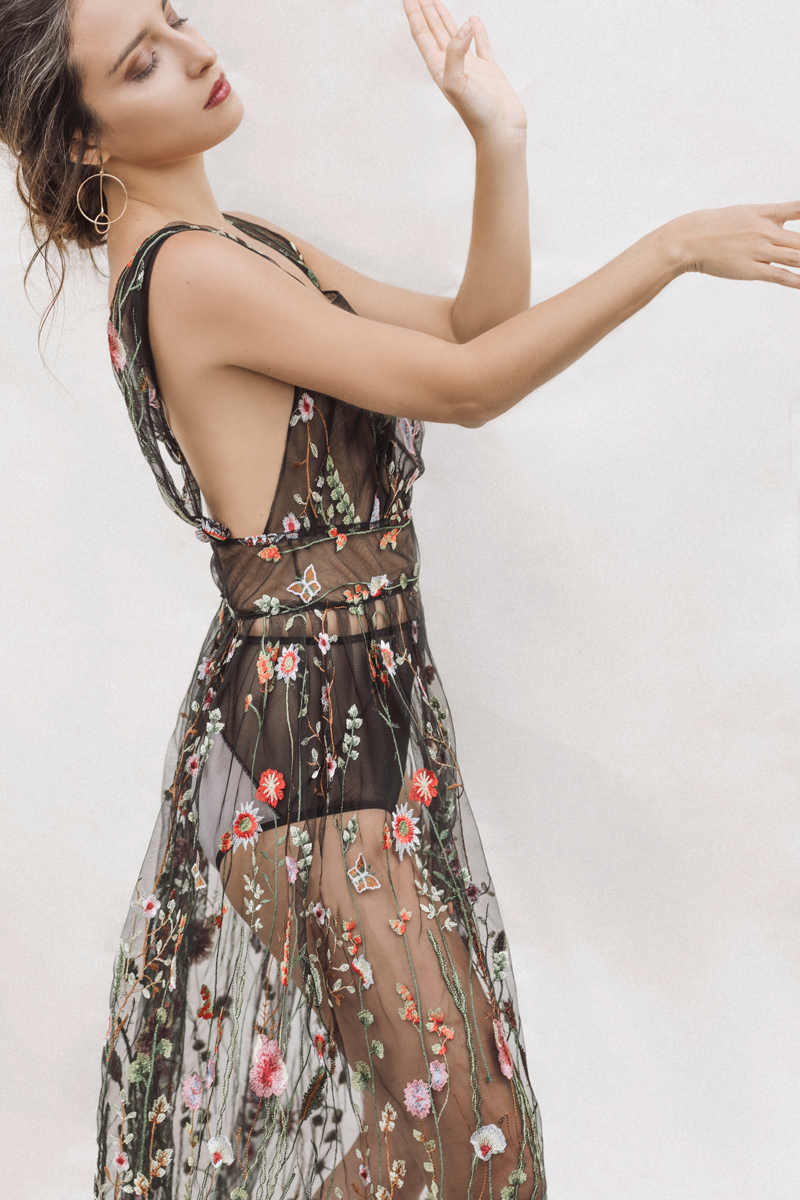 0009-victoriaholguin.com-554A8944.png