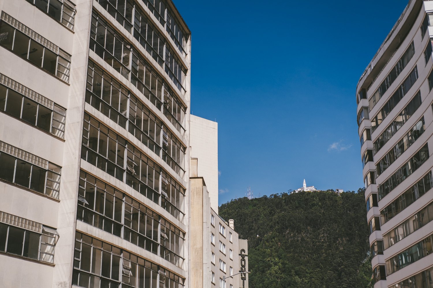 1355-www.victoriaholguin.com -Victoria Holguin-_DSF4621.jpg