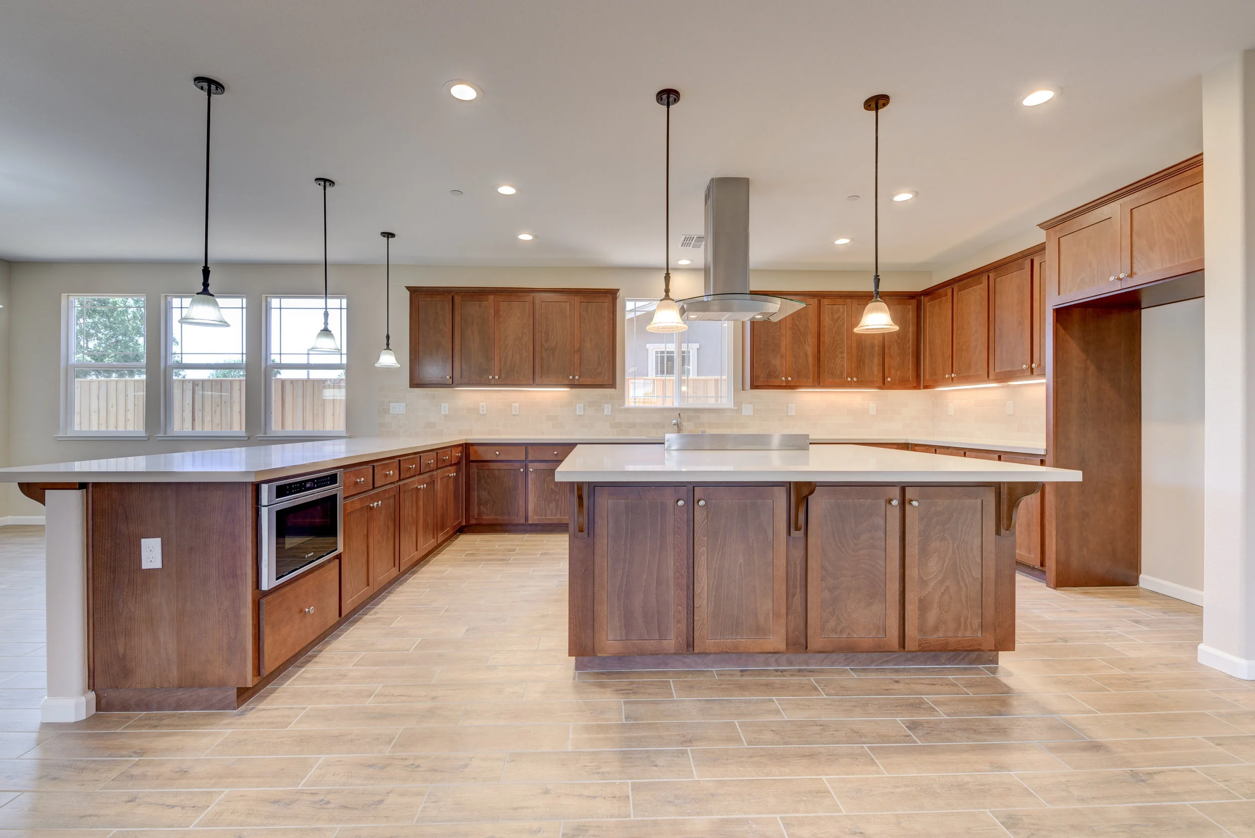 3882_callie_ct_MLS40768486_HID1146939_ROOMkitchen5.jpg