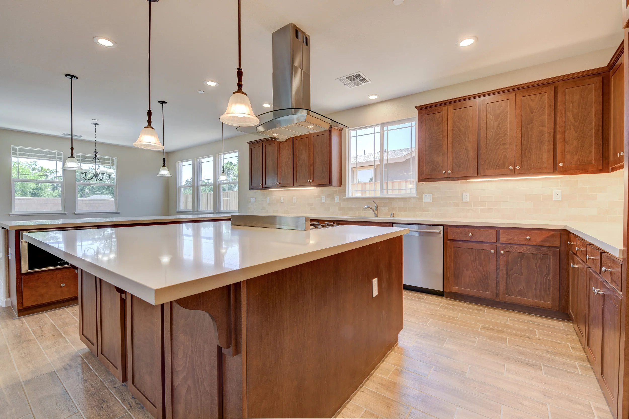3882_callie_ct_MLS40768486_HID1146939_ROOMkitchen7.jpg