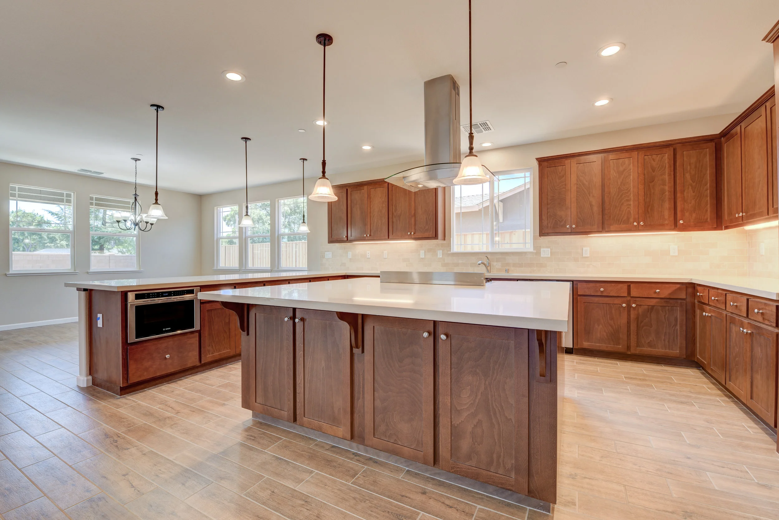 3882_callie_ct_MLS40768486_HID1146939_ROOMkitchen8.jpg
