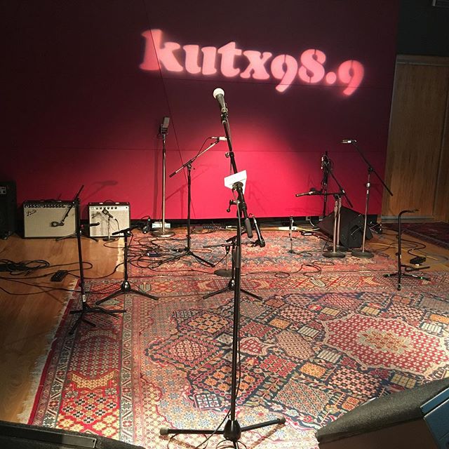 Tune in to @kutx here in a few minutes to hear our Studio 1A session! Thanks to @loweeb_11, @deidregottskillz, and the rest of the crew for having us! 📻
