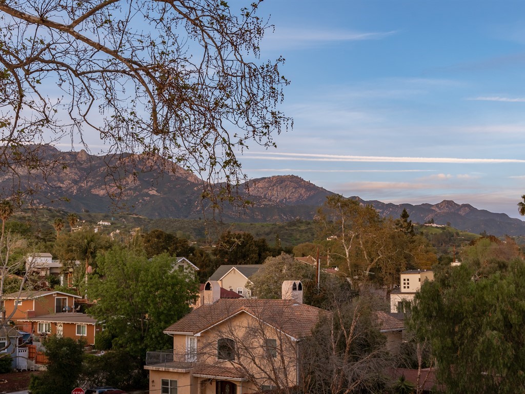 038_38-Mountain Views.jpg
