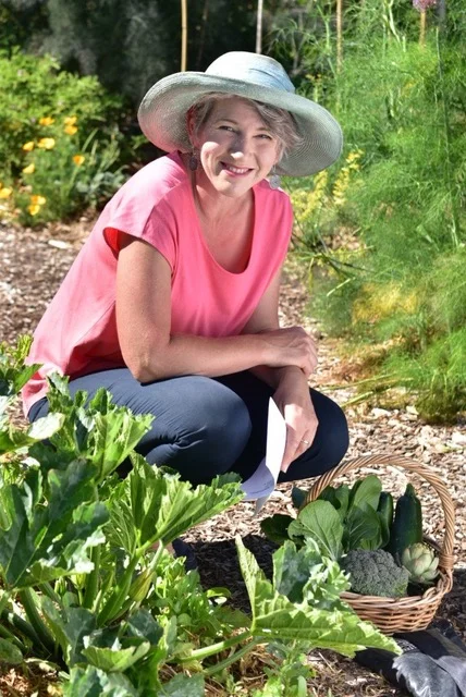 Episode 86: Gardening Australia's Sophie Thomson on All The Dirt