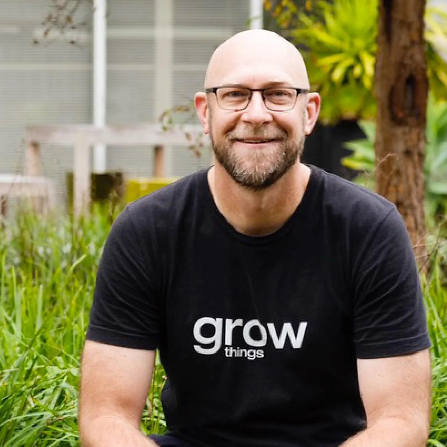 Episode 272 : Steve Wells Therapeutic Horticulture 💚☘️
@stevenwellsthegardener is an enthusiastic gardener who combines the skills of a nurse and gardener in therapeutic horticulture. Two of his home gardens have featured on Gardening Australia and 