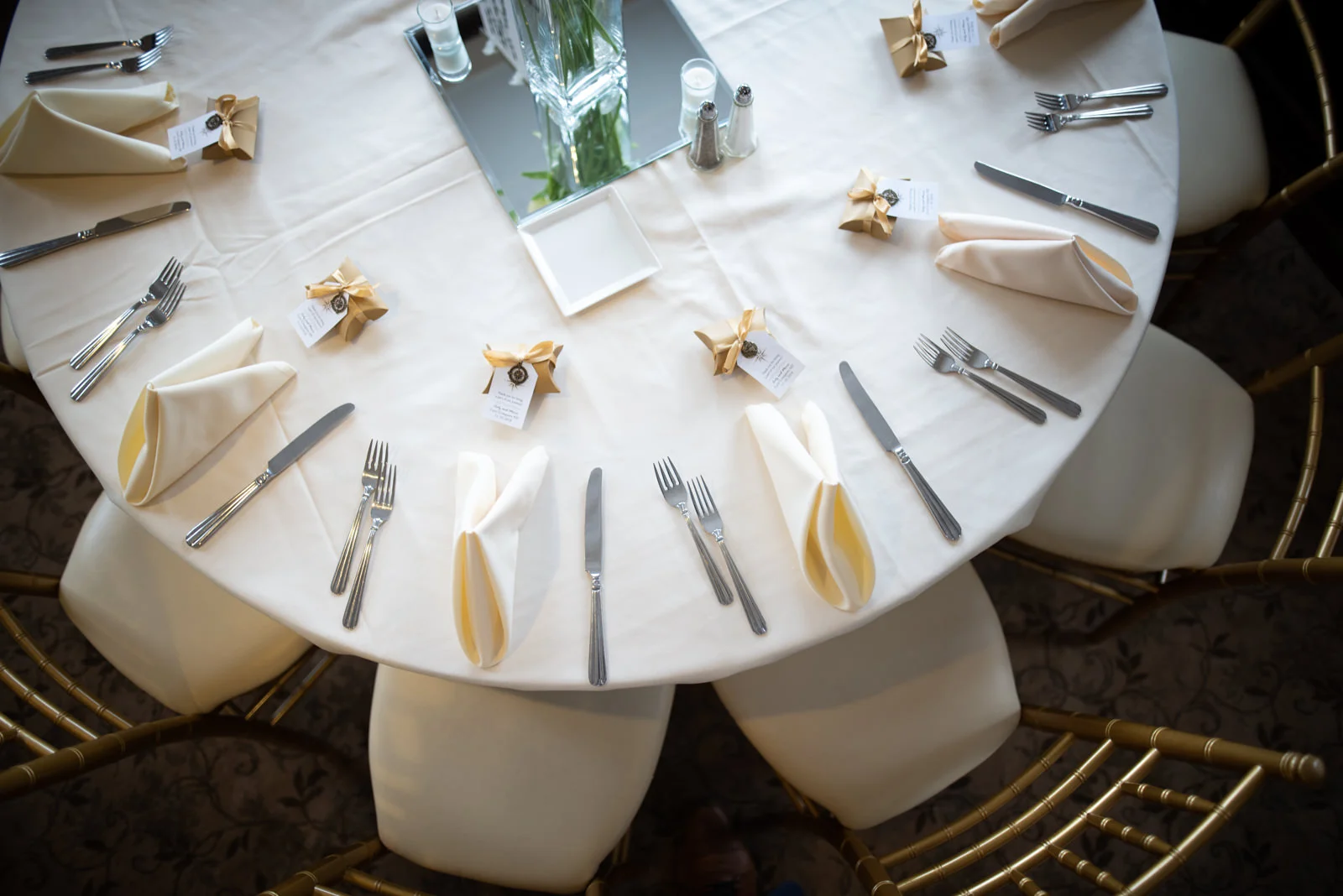 rollins-mansion-2930-wedding-photographer-des-moines-iowa-m-c.jpg