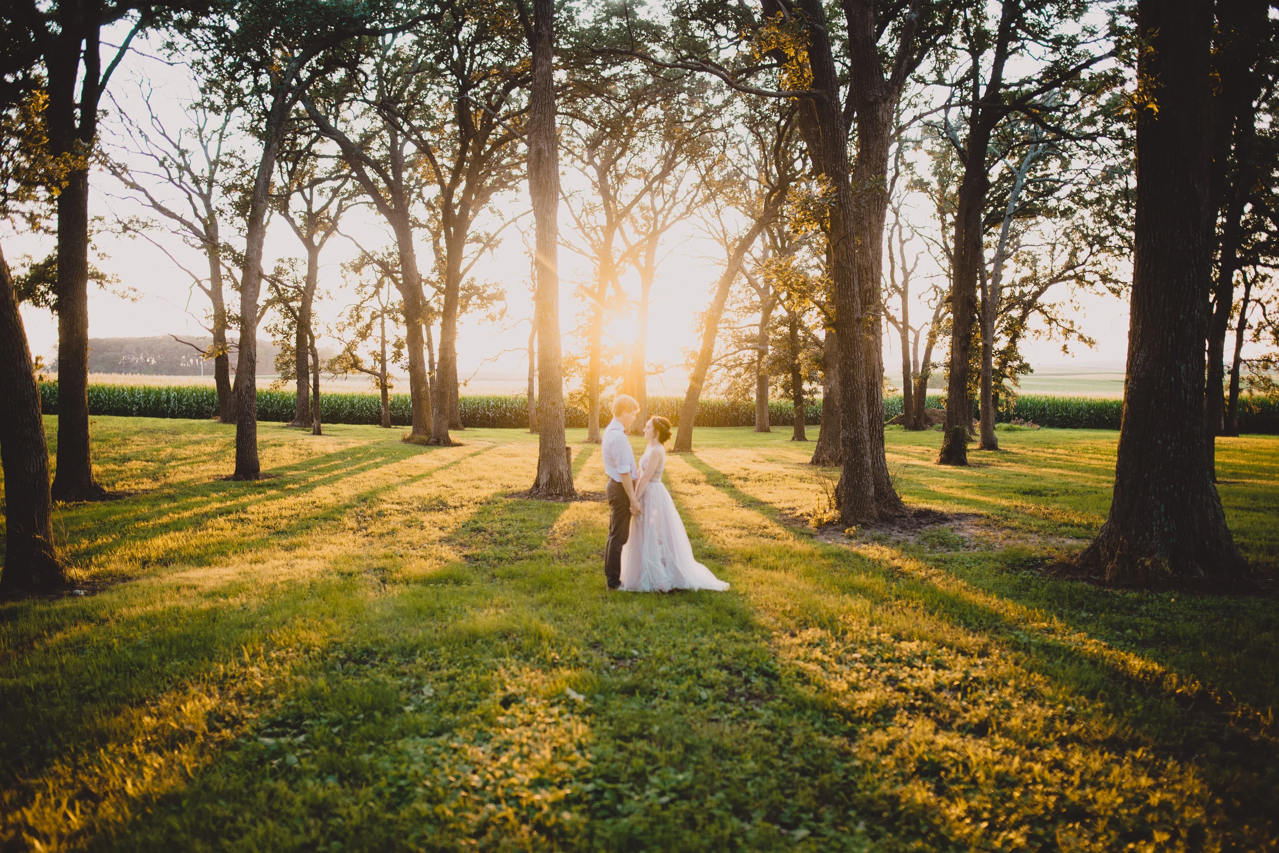 wedding-meaghan-matt-3873-bohemian-summer-wedding-in-iowa.jpg