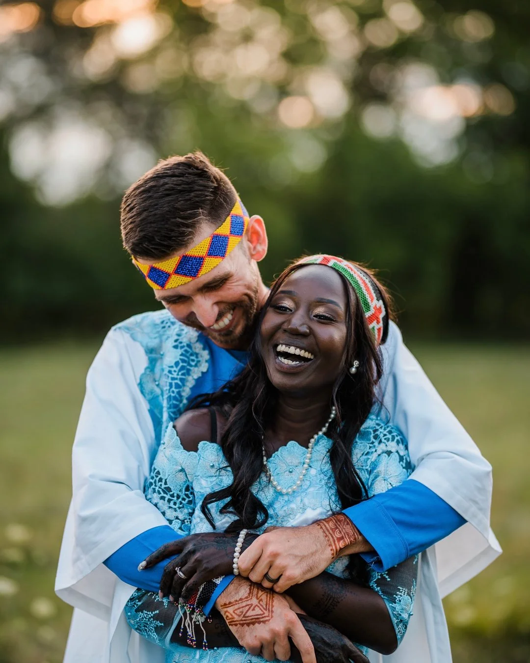 Sarah &amp; Jason and those colors 🙌 🟡🔵🟢🔴⚫️ .⁣.
.
.
.
.
#weddingday #weddingdress #weddingphotography #bridestyle  #weddinginspiration #weddingphotographer #groom #weddings #instawedding #weddingideas #weddingplanner #marriage #weddingphotomag  