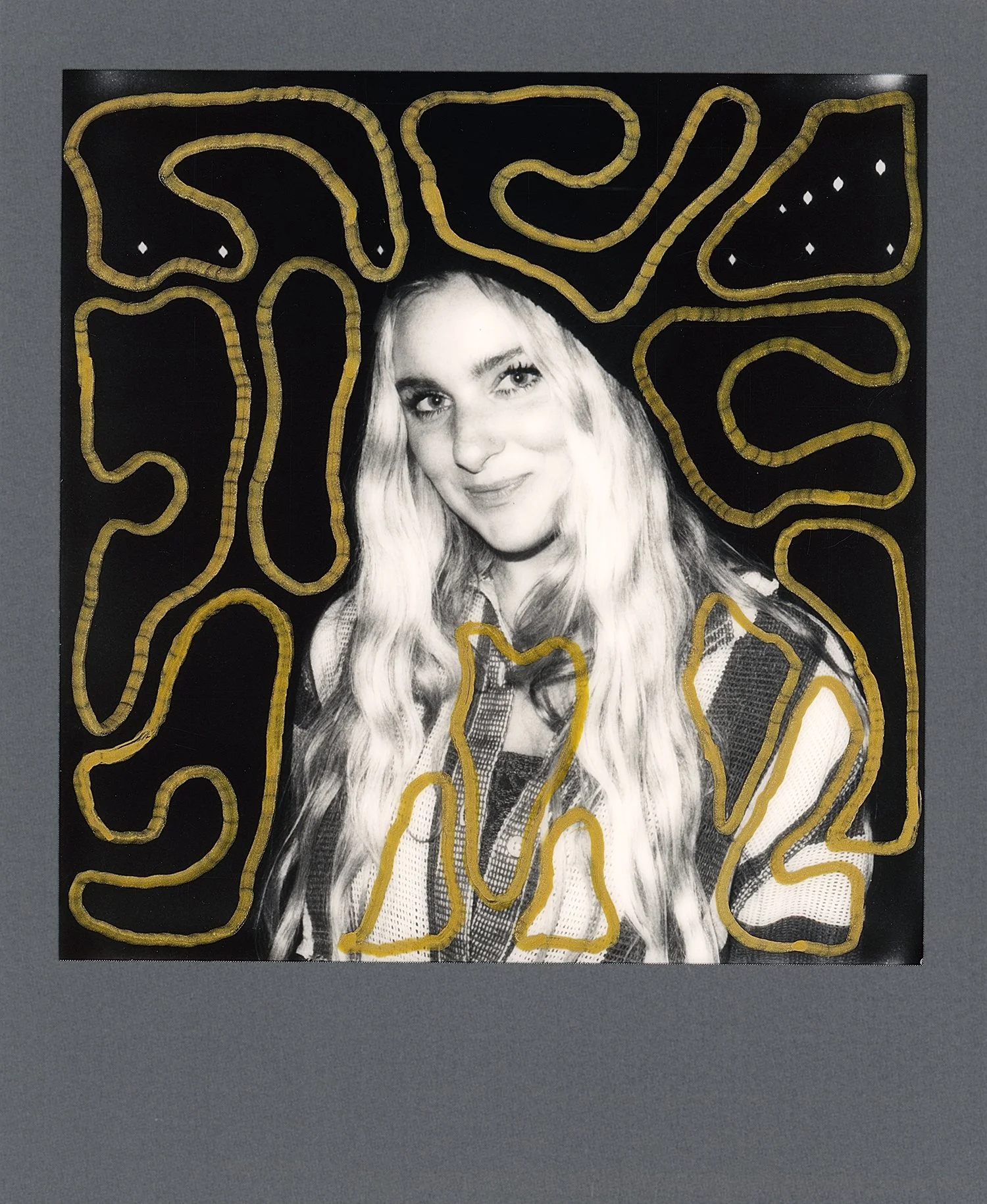 London-based singer/songwriter Jessie Malcolm