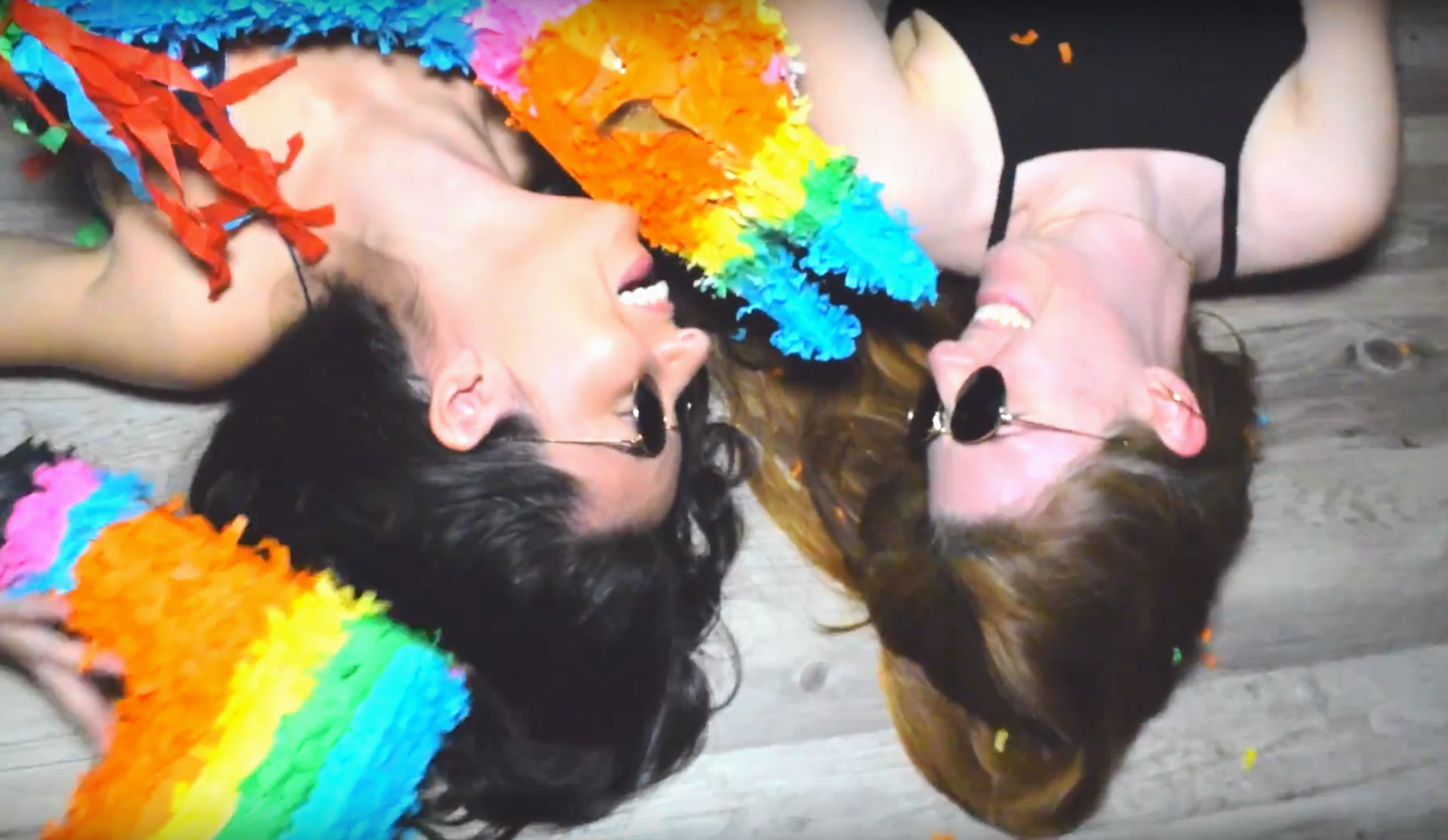 Hoodrat Crew - 2 Girls