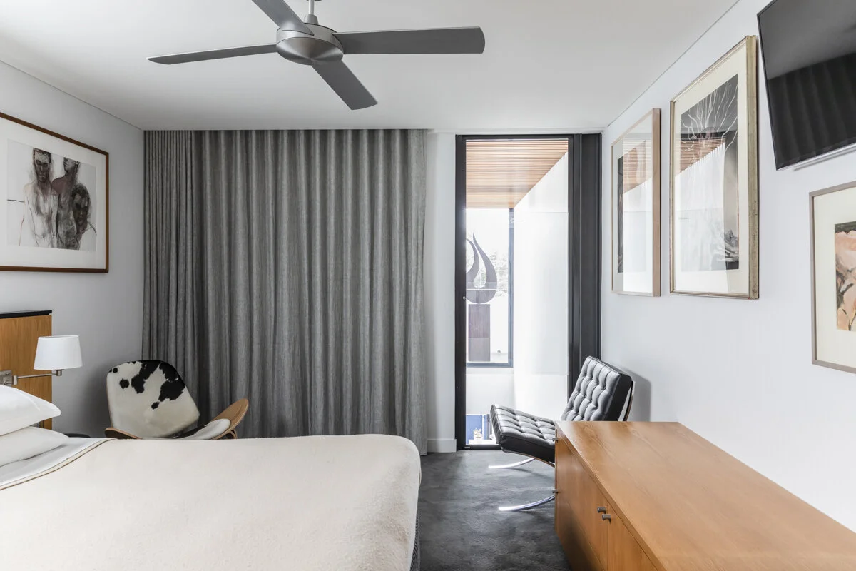 pv_Daniel Boddam_BondiJ-0009.jpg