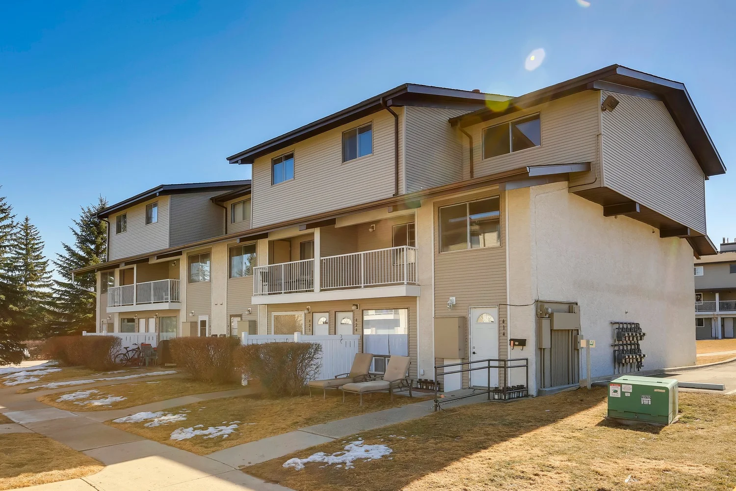 20190325_424 200 Brookpark Dr SW__124_sm.jpg