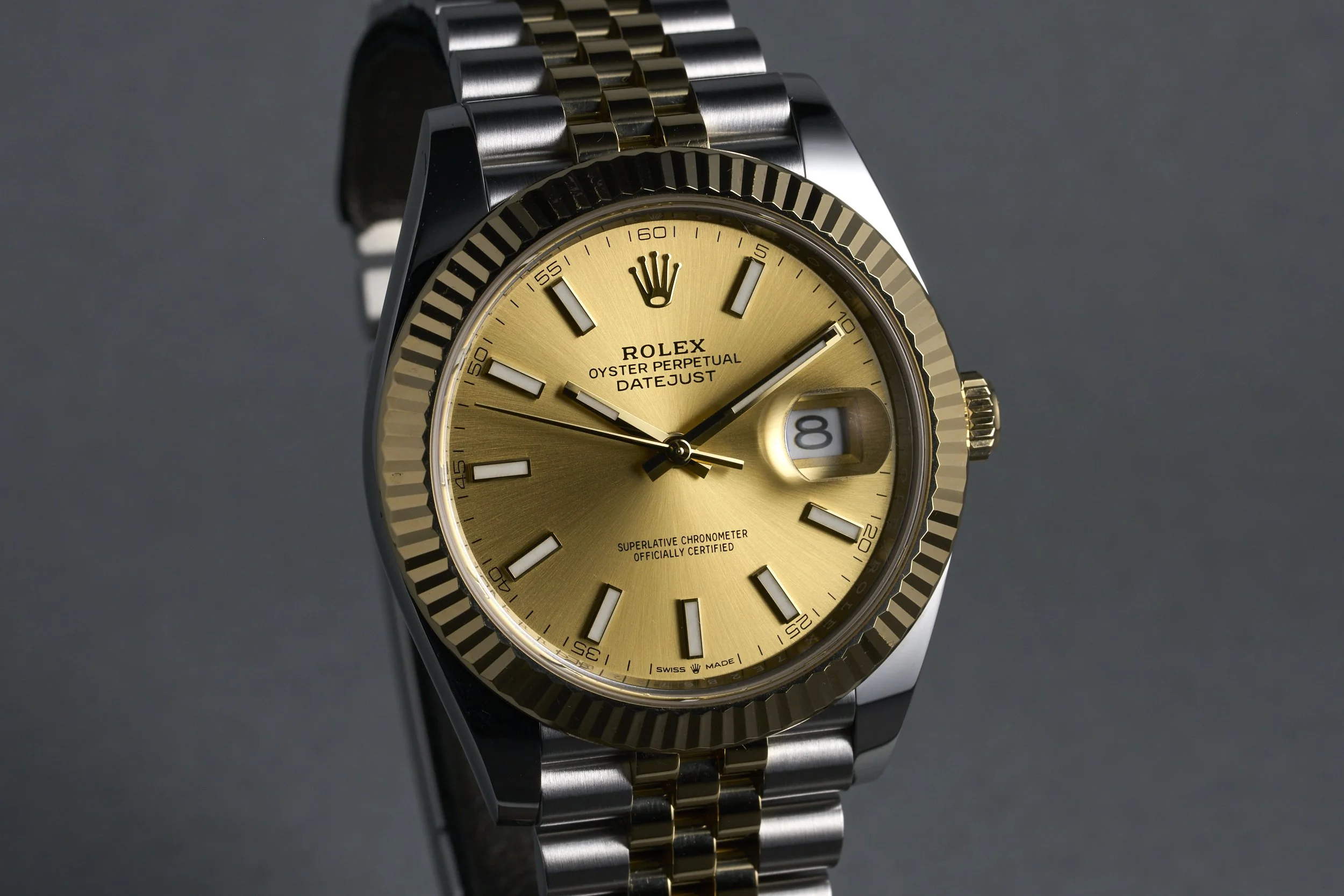 rolex-datejust.41.twotone.boxpapers-126333-champagn.dial-2022-oysterpalace-OP2211-02.jpg