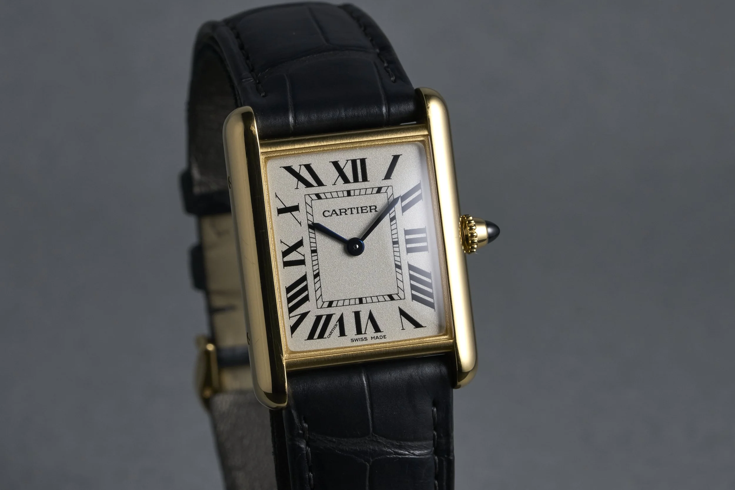 cartier-tanklouis.yellowgold.boxpaper-wgta0067-cream.dial-2023-oysterpalace-OP2182-02.jpg