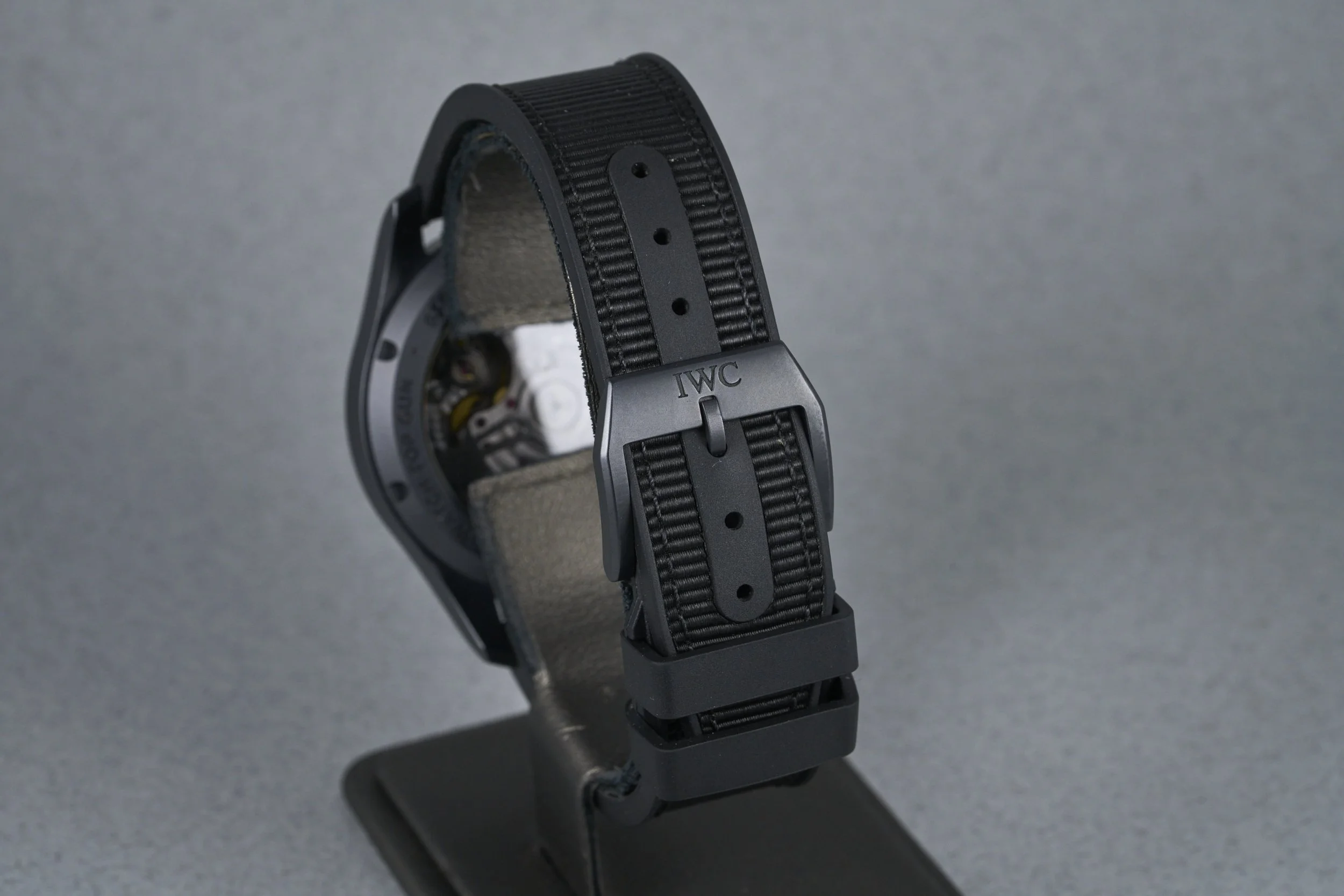 iwc-pilots.watch.chrono.ceratanium.boxpapers-IW388106-black.dial-2022-oysterpalace-OP2316-07.jpg