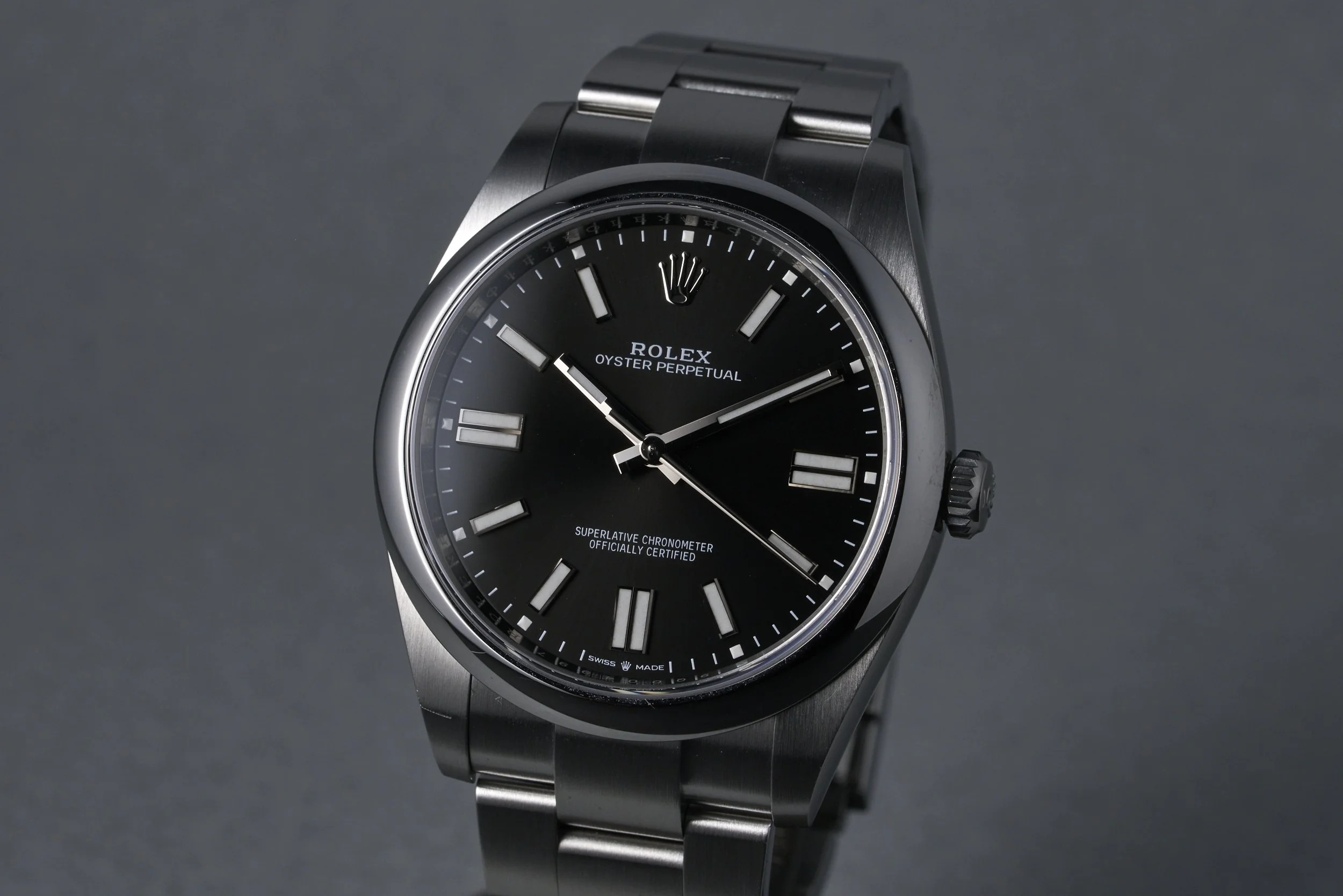 rolex-oysterperpetual.41.boxpapers-124300-black.dial-2024-oysterpalace-OP2218-03.jpg