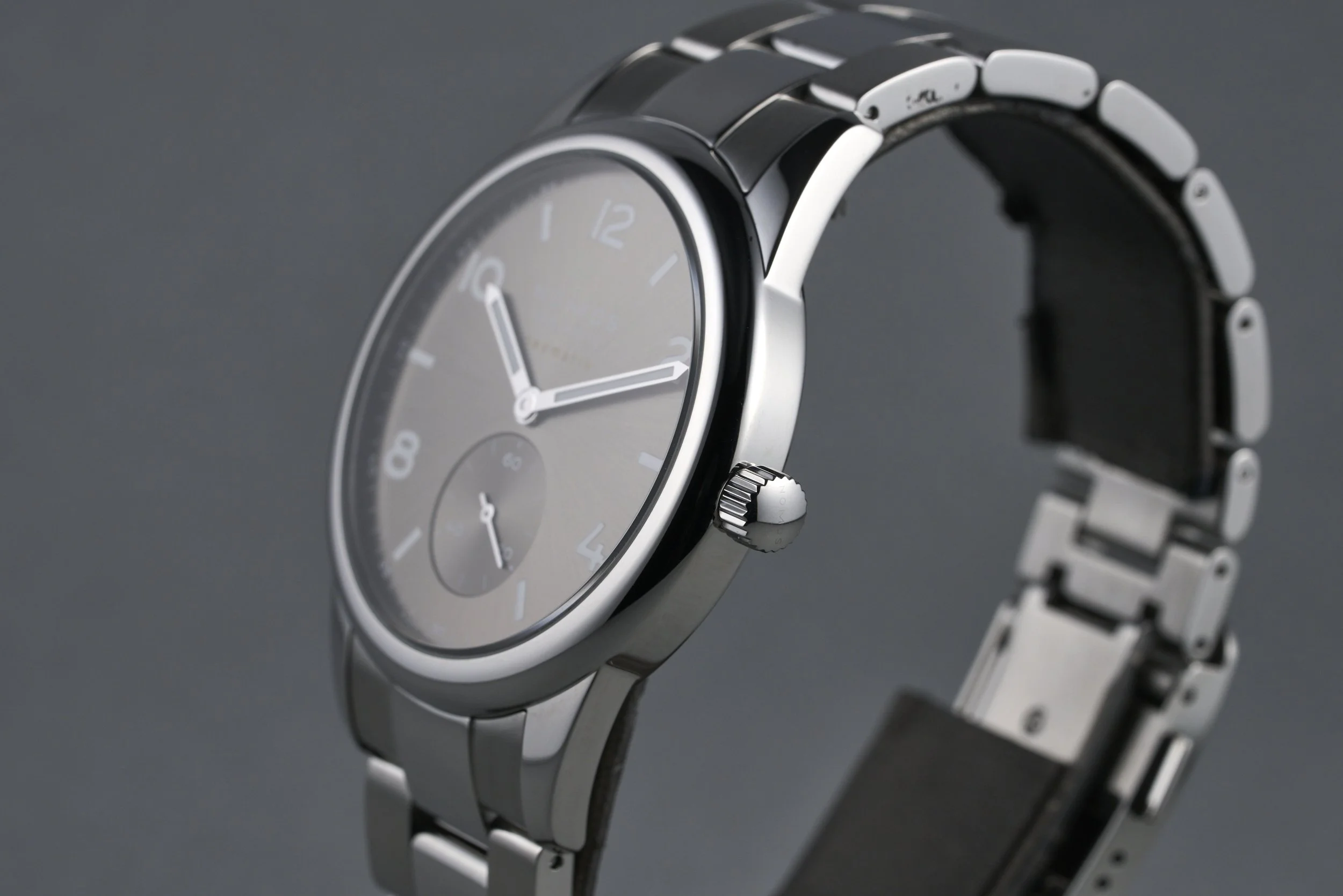nomos-club.sport.neomatik.boxpapers-764-smoke.dial-2024-oysterpalace-OP2232-07.jpg