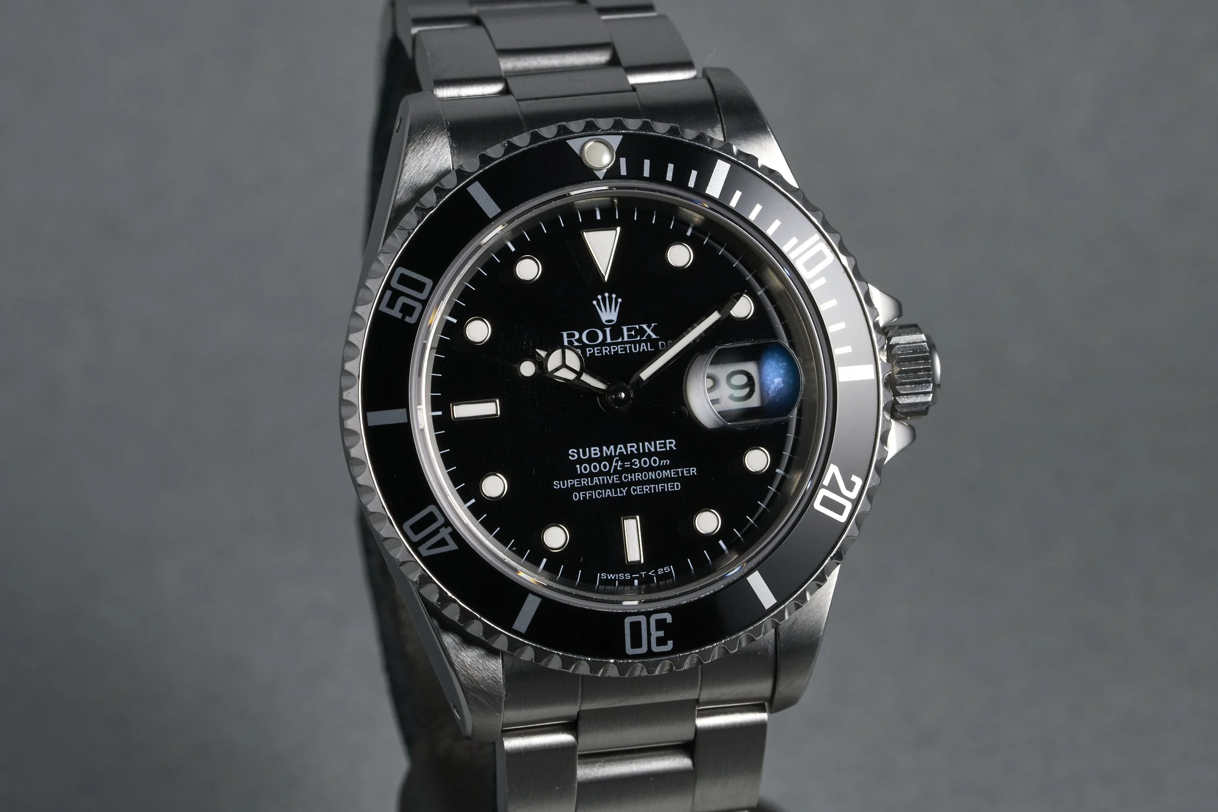 rolex-submariner.boxpapers-16610-tritium.dial-1995.W-oysterpalace-OP2321-02.jpg