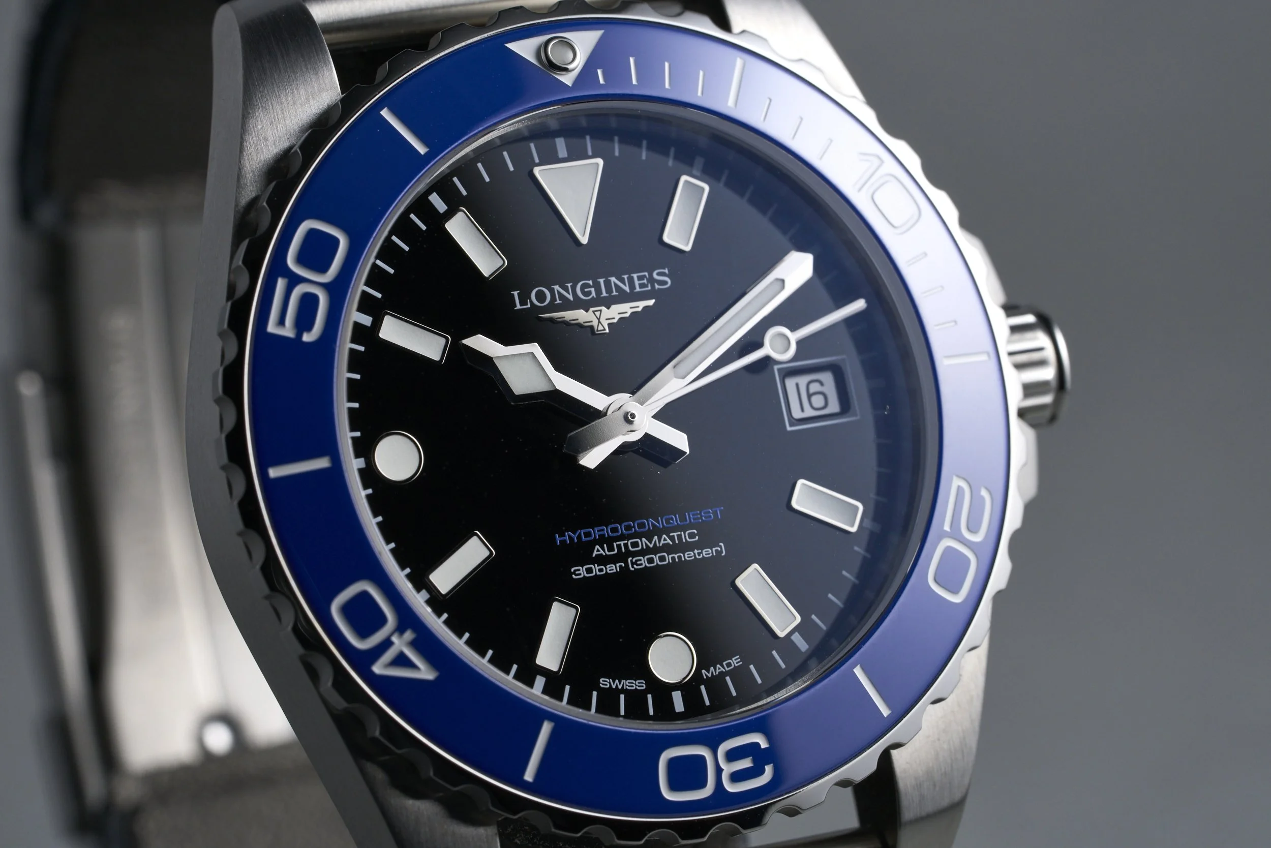 longines-hydroconquest.boxpapers-L3.779.4.90.6-black.dial-2026-oysterpalace-OP2331-04.jpg
