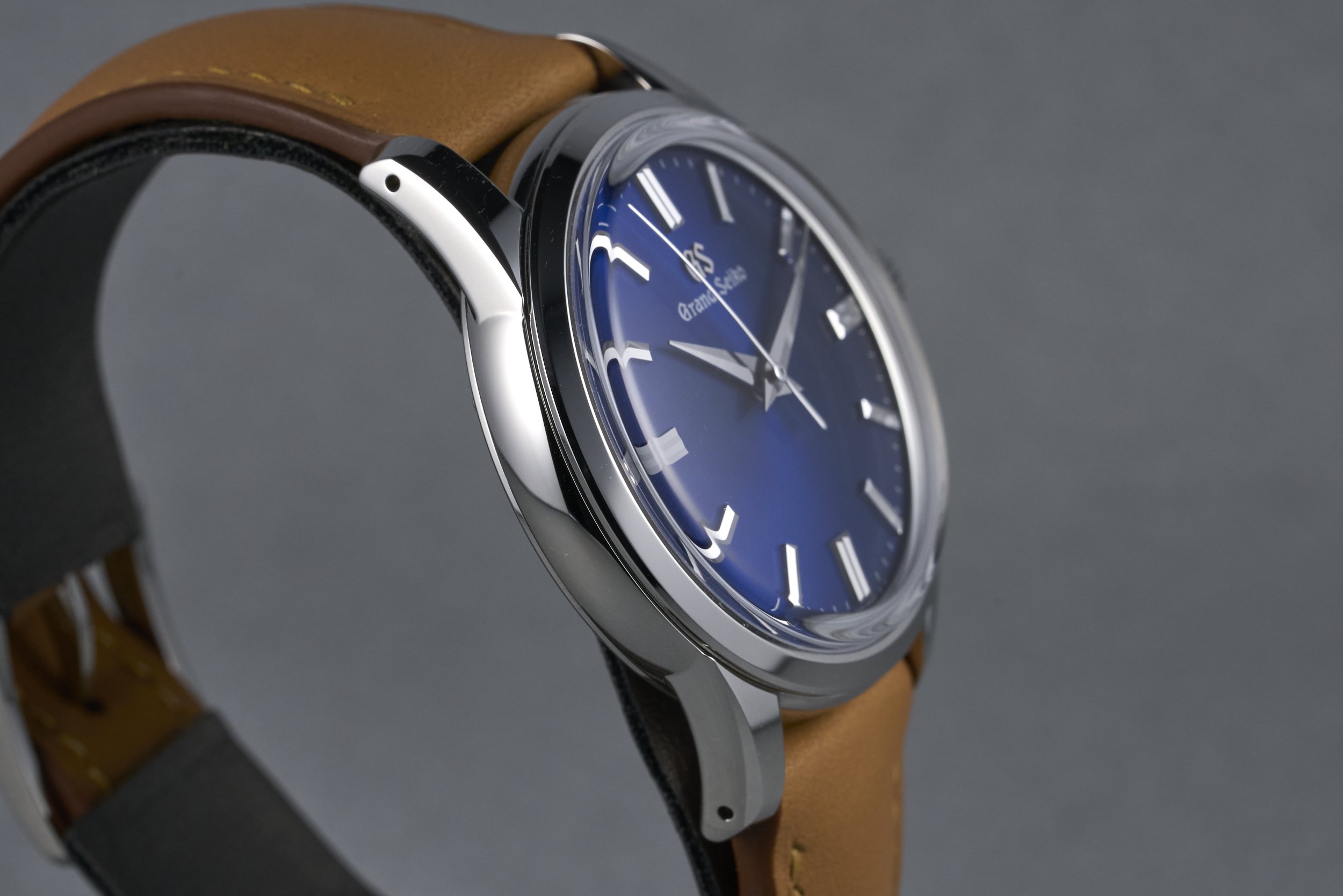 grandseiko-elegance.boxpapers-SBGW279-ouri.blue.dial-2022-oysterpalace-OP2147-05.jpg