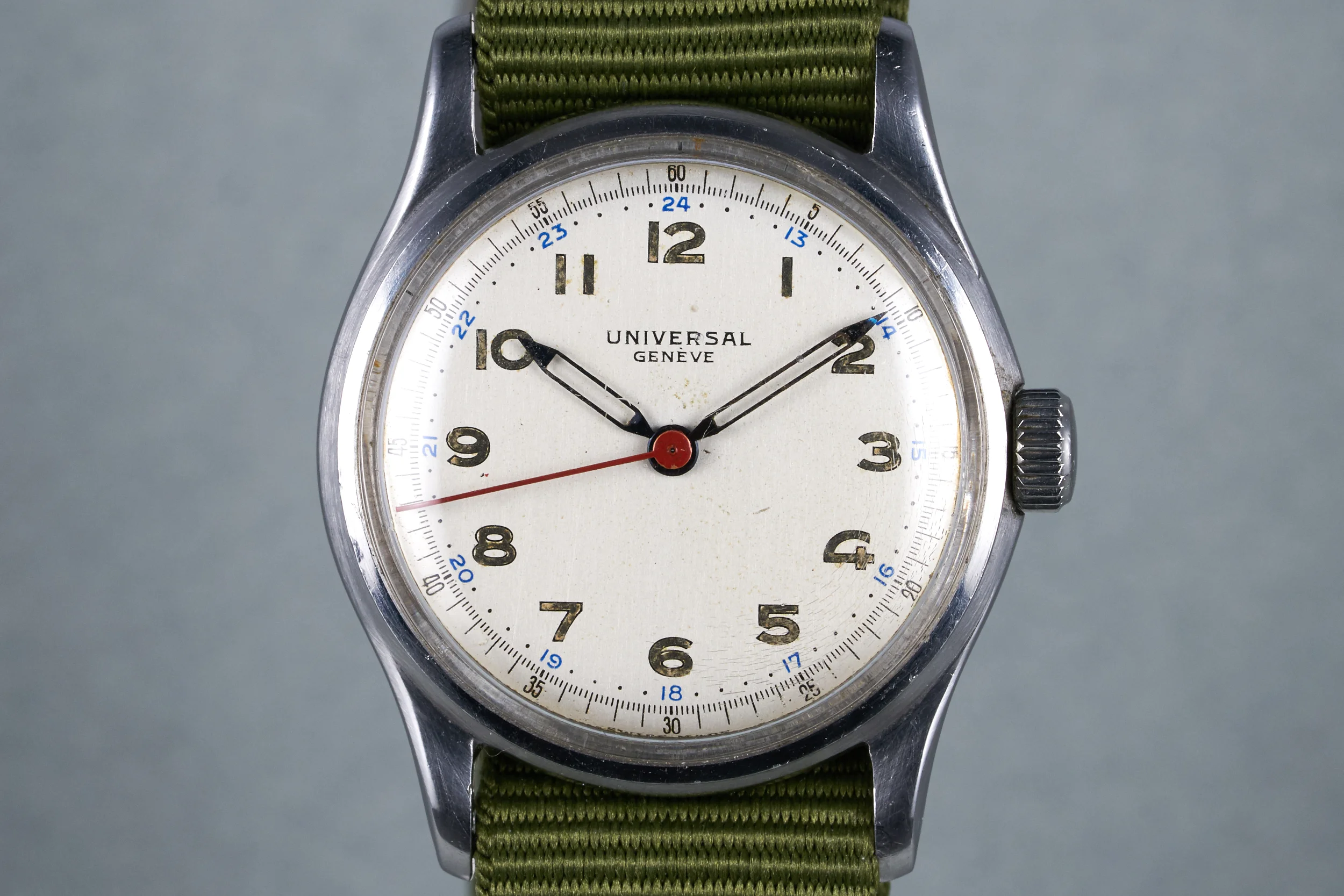 1950's Universal Geneve Military Watch Ref: 20707 with Silver Dial