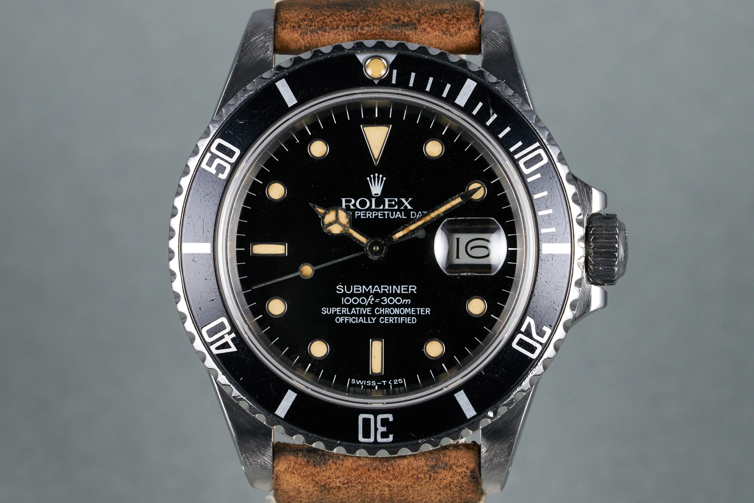 1986 Rolex Submariner Ref: 16800 with Creamy WG Surround Dial