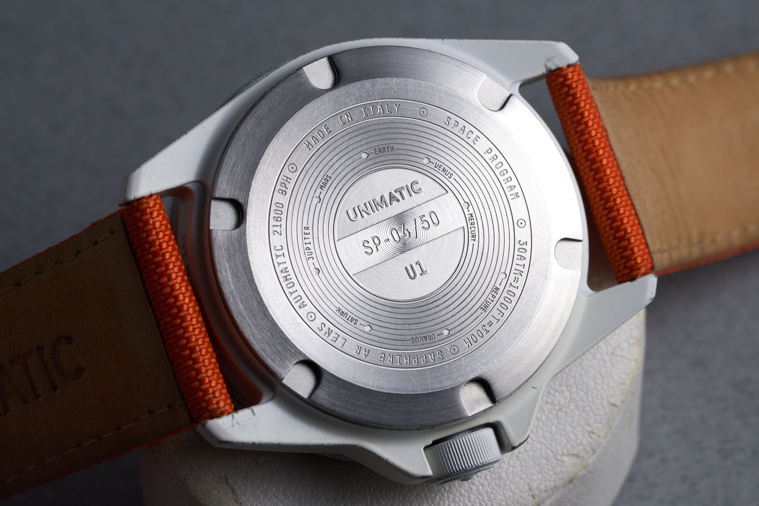 unimatic-modelouno.nasa-u1sp-white.nasa.dial-04.50-OP1353-07.jpg