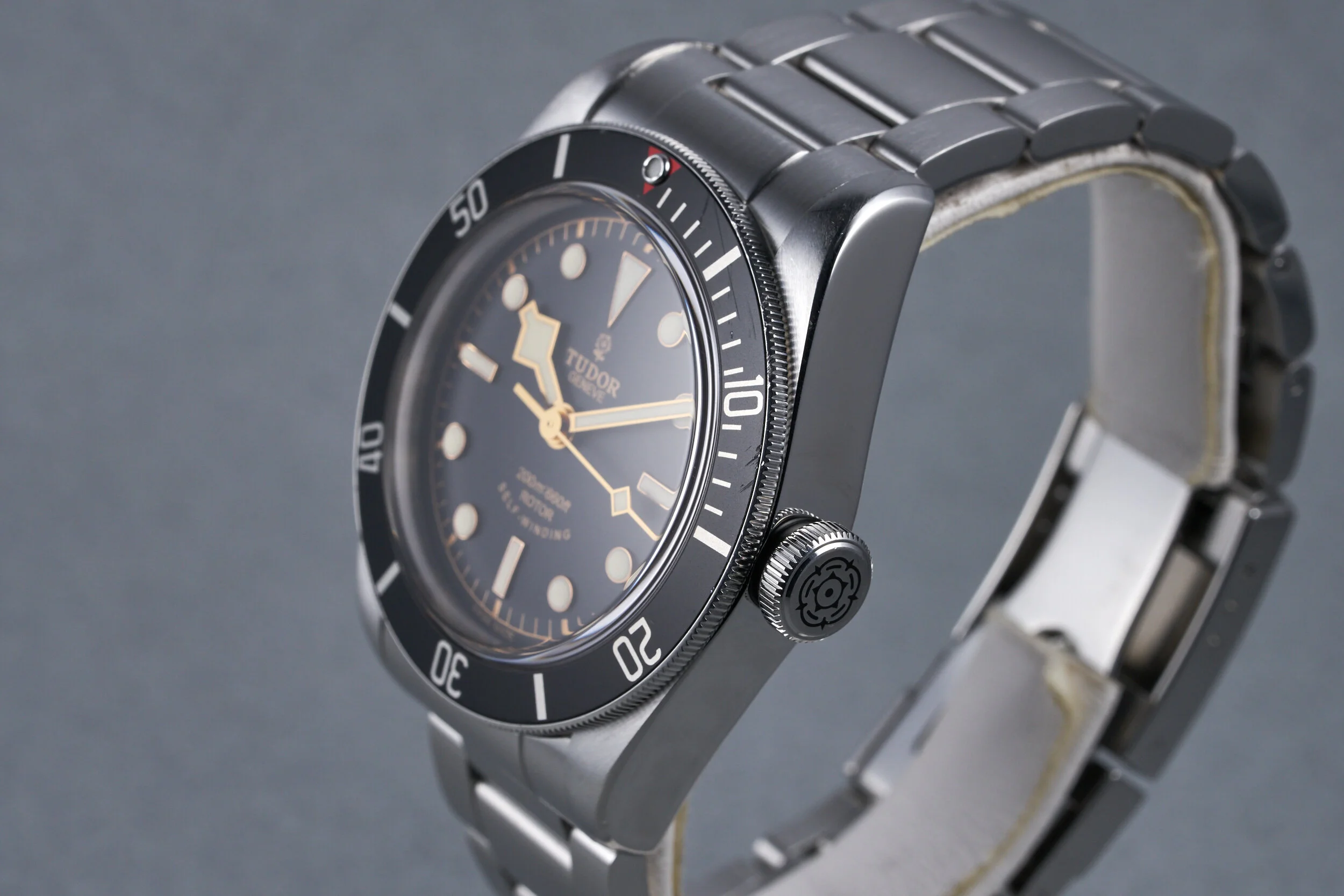 tudor-blackbayblack.boxpapers-79220N-black.gilt.dial-I57XXXX-OP1365-06.jpg