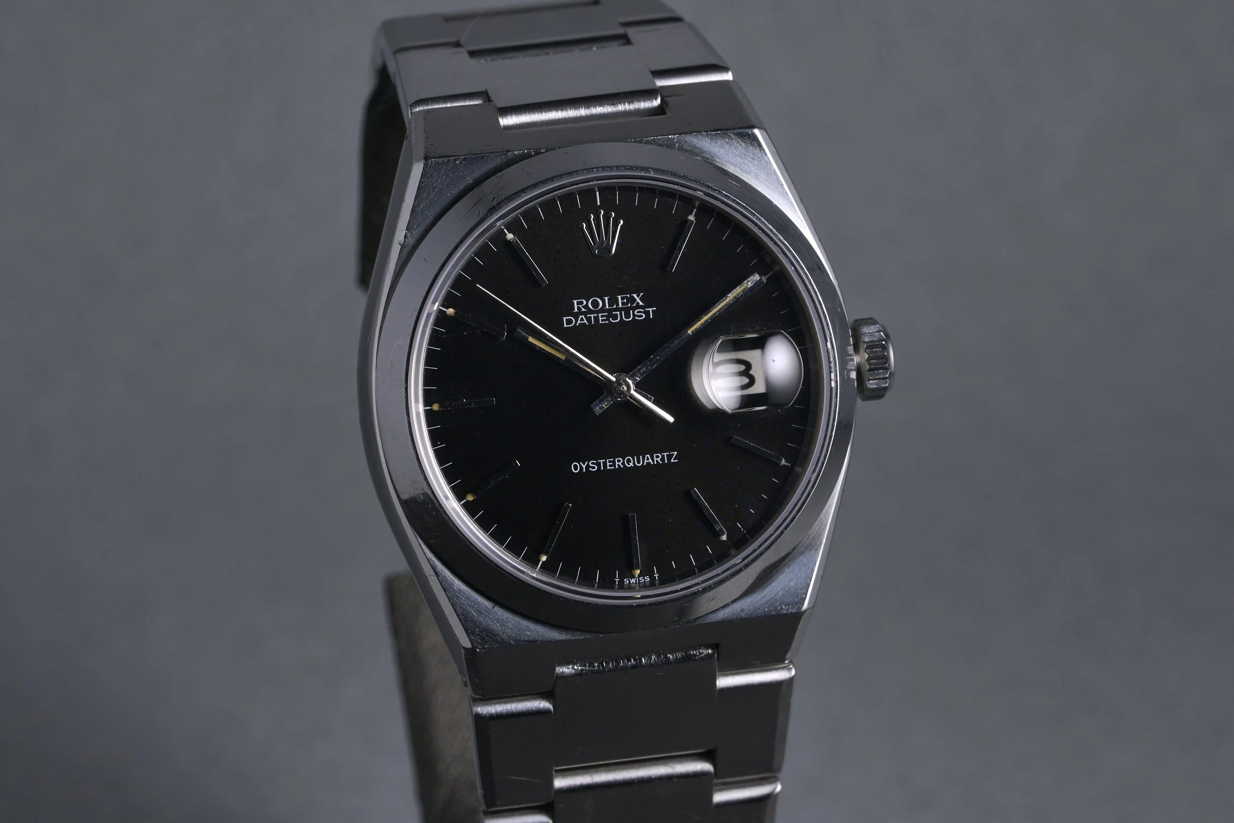 rolex-oysterquartz.servicepapers-17000-black.dial-5.2miill-oysterpalace-OP2267-02.jpg